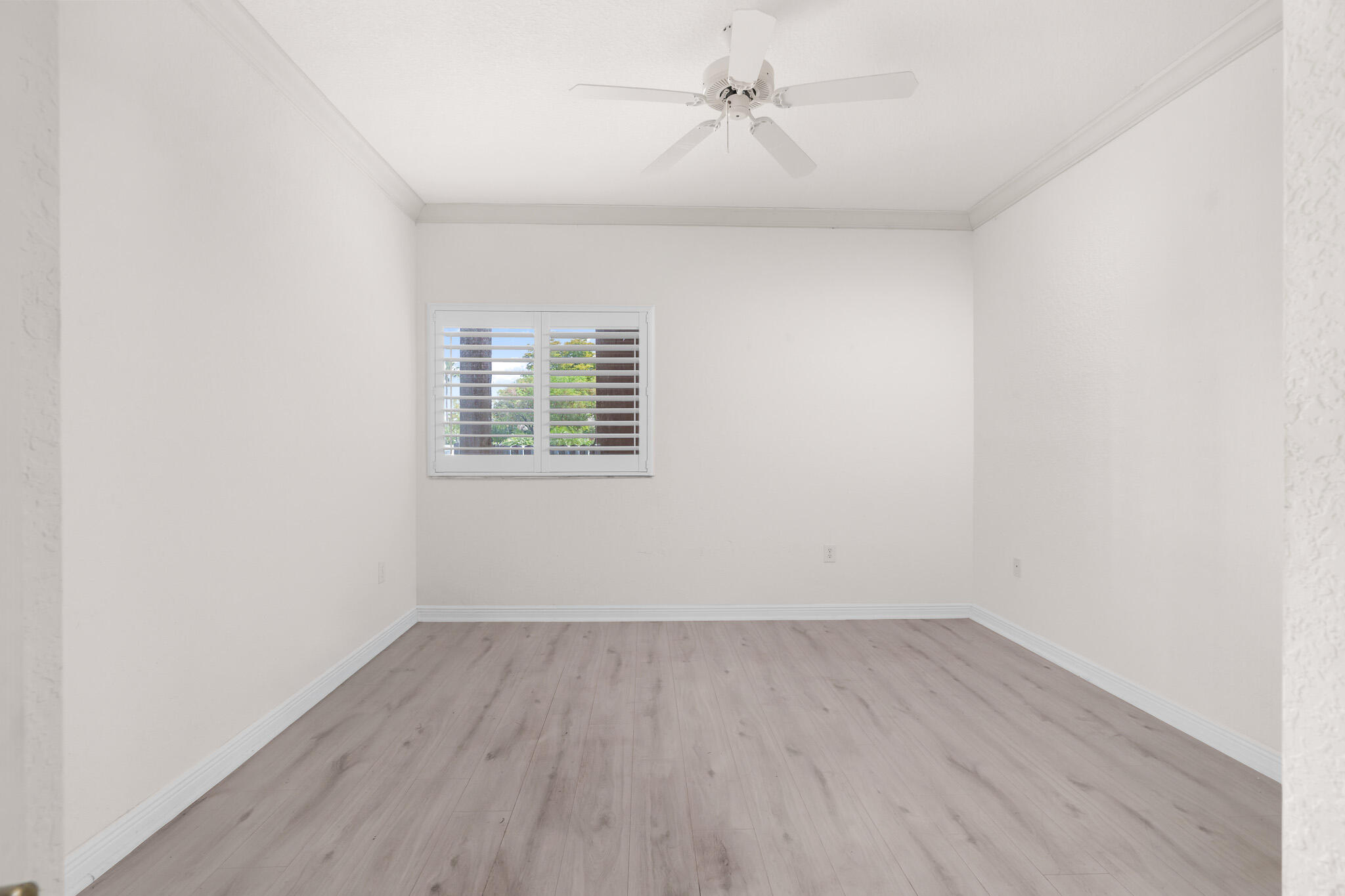 7623 Southampton #102, Tamarac FL 33321