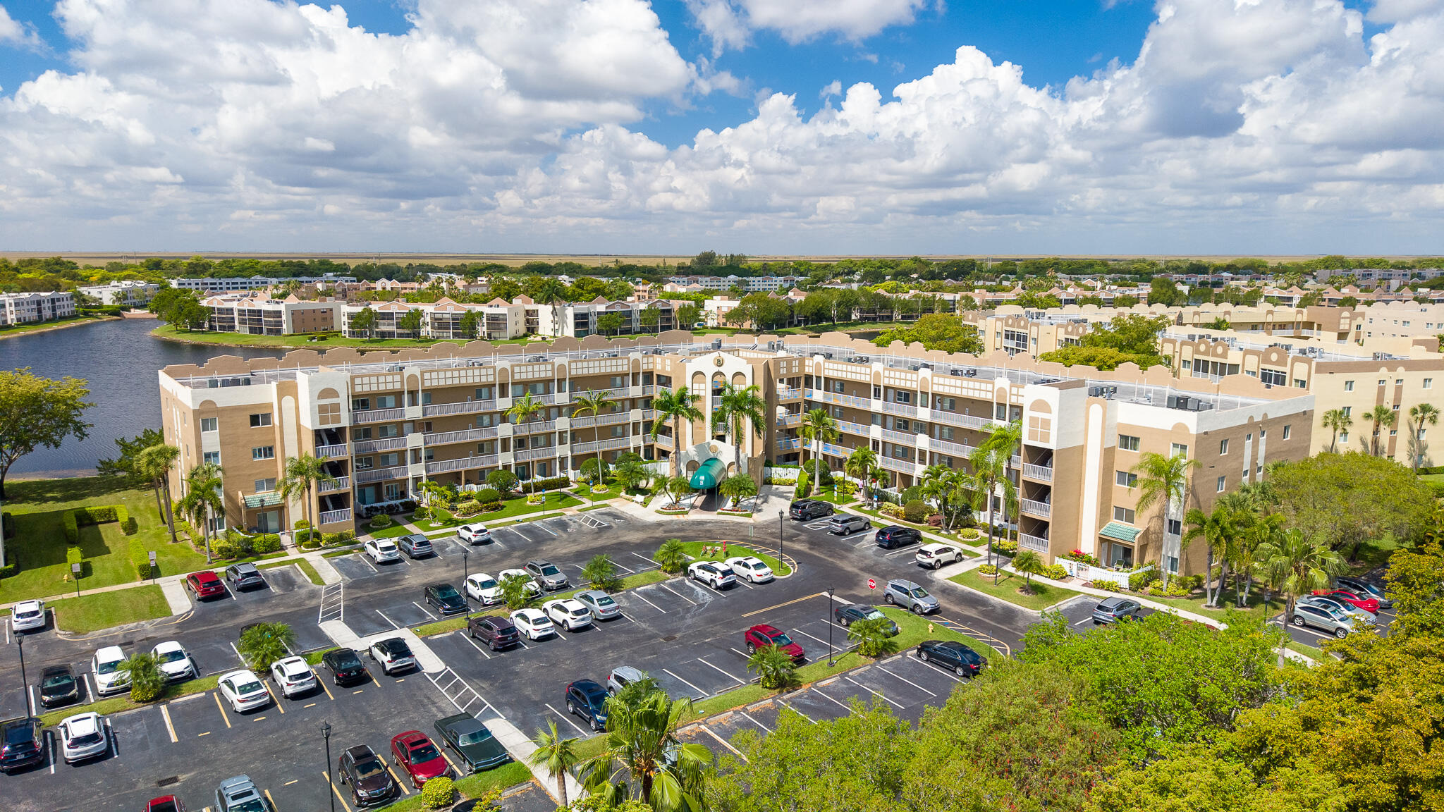 7623 Southampton #102, Tamarac FL 33321