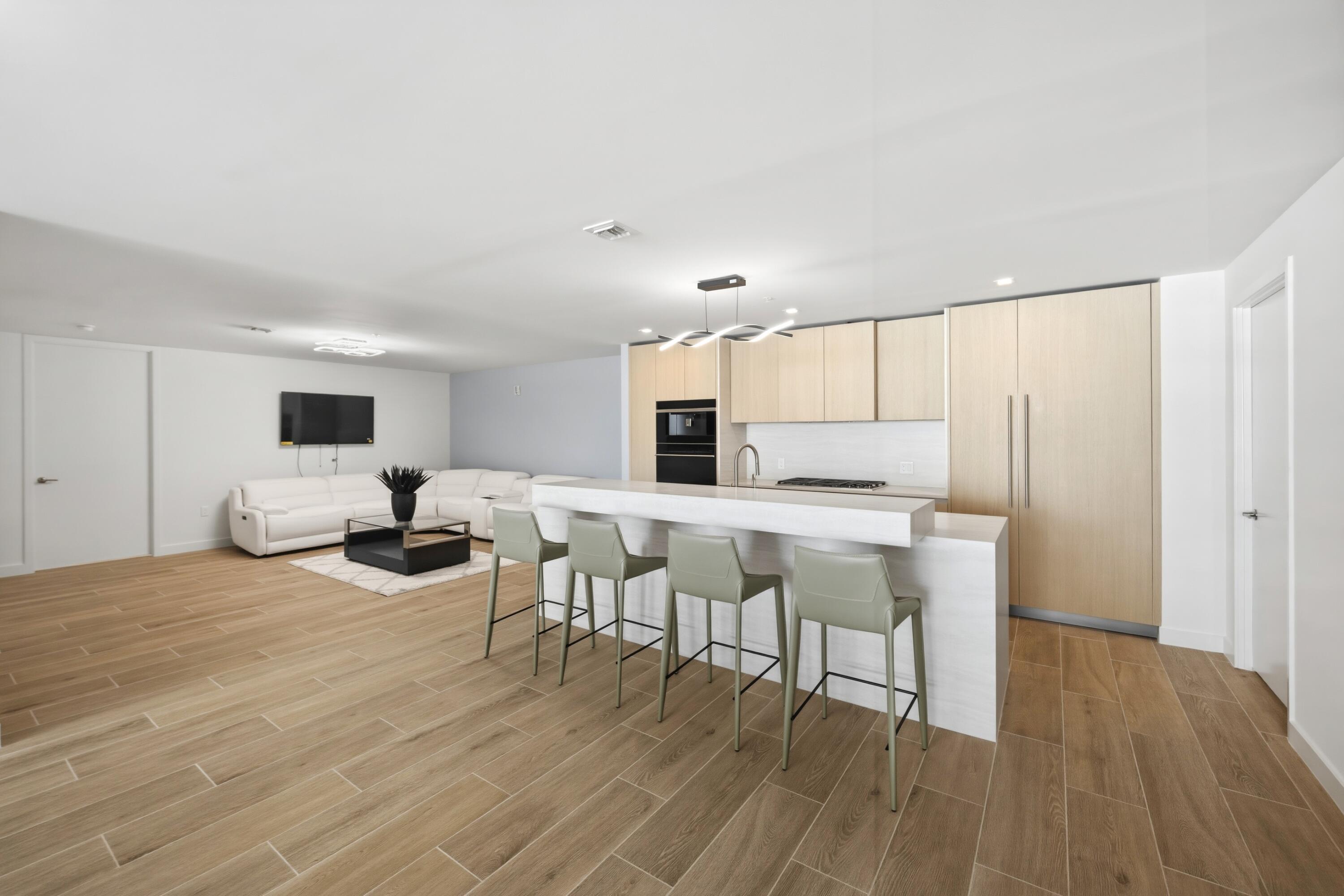 900 N Ocean #802, Pompano Beach FL 33062