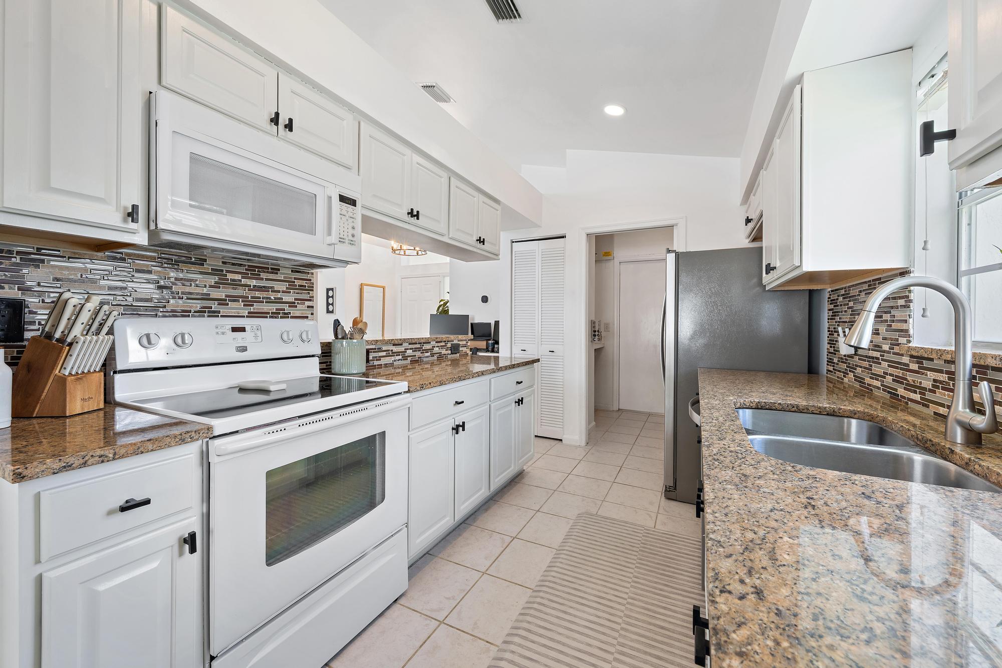 6325 Drake, Jupiter FL 33458