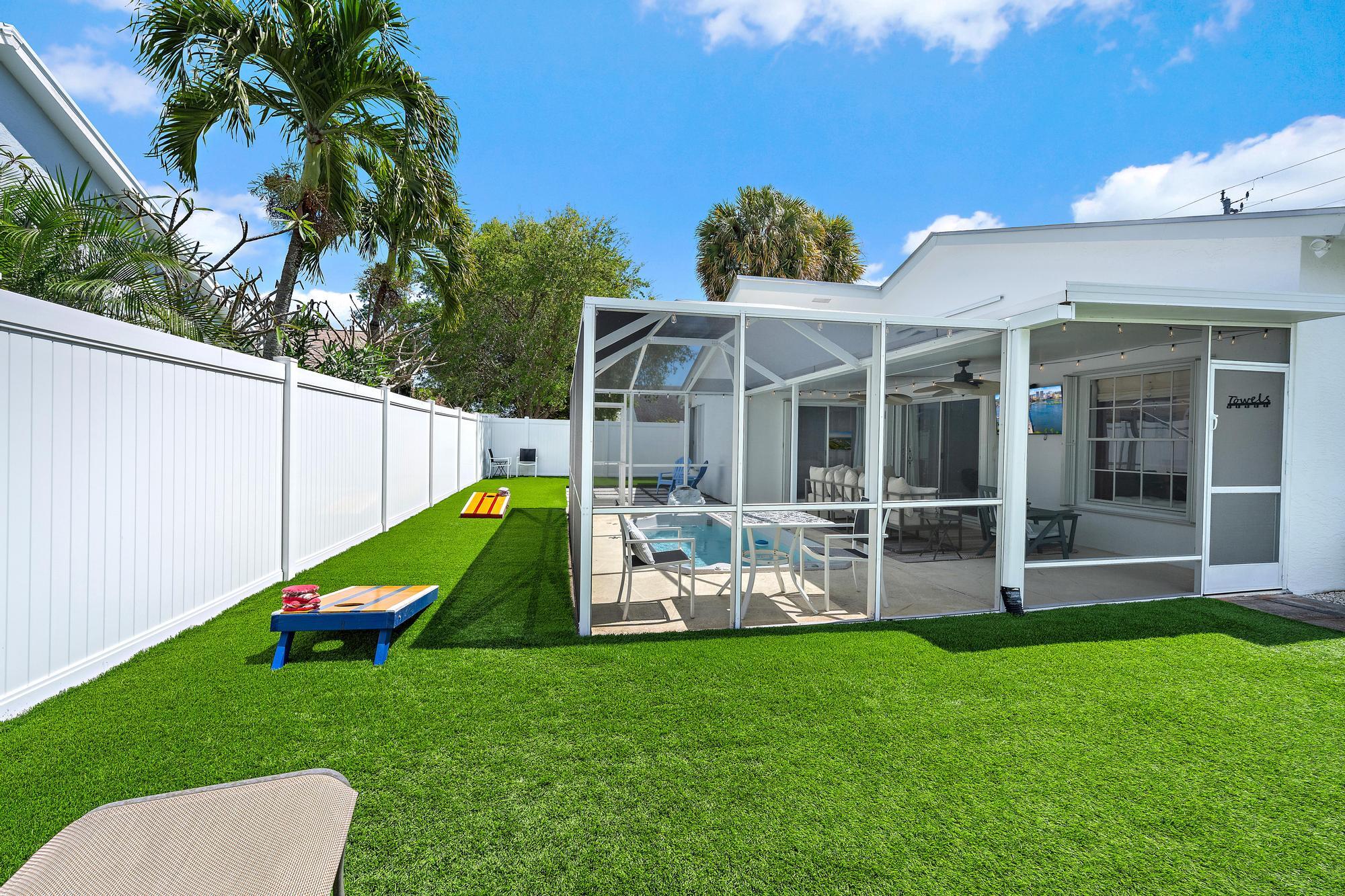 6325 Drake, Jupiter FL 33458