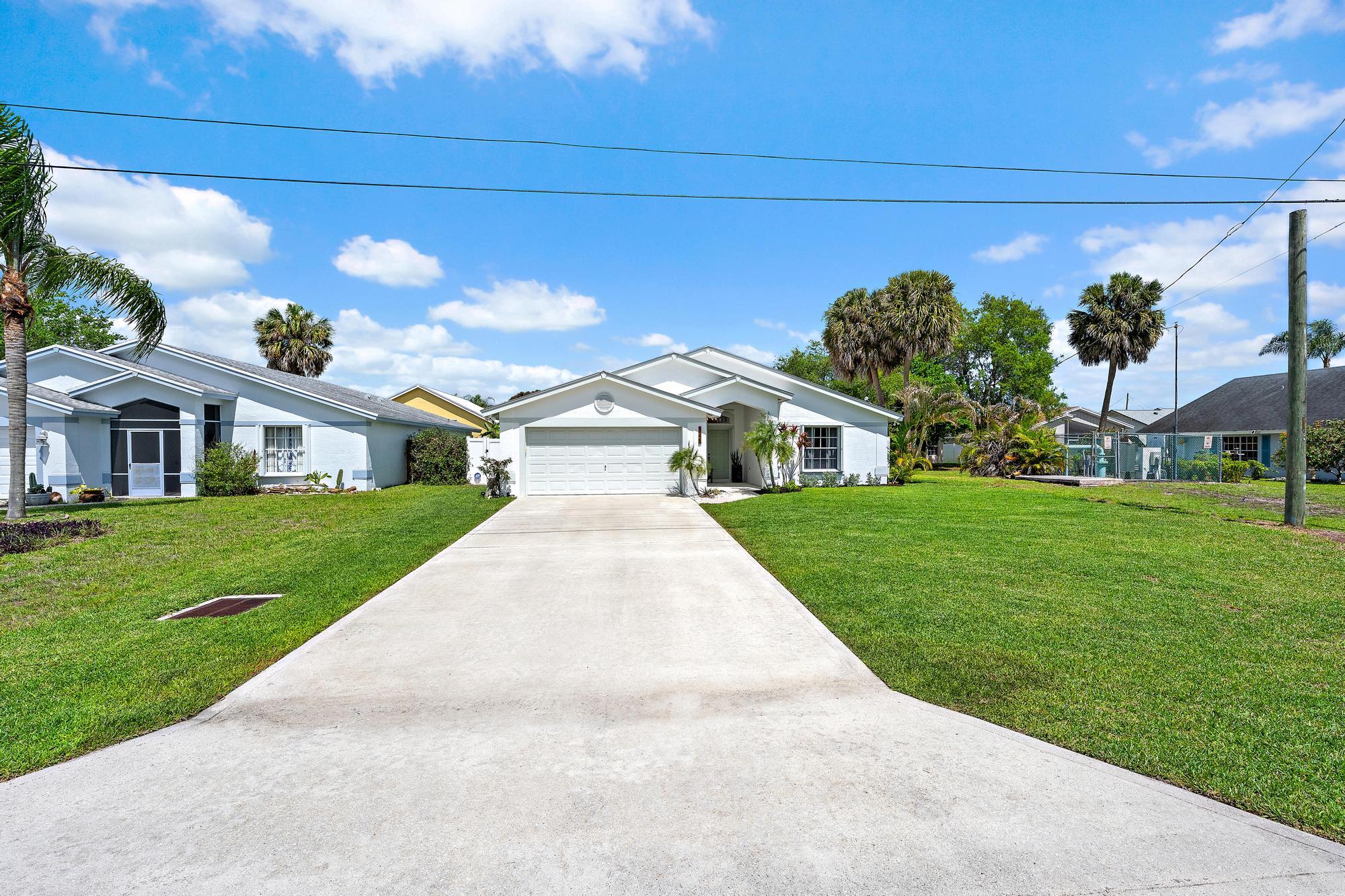 6325 Drake, Jupiter FL 33458
