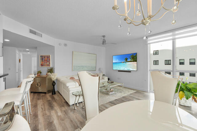 111 SE 8th #705, Fort Lauderdale FL 33301