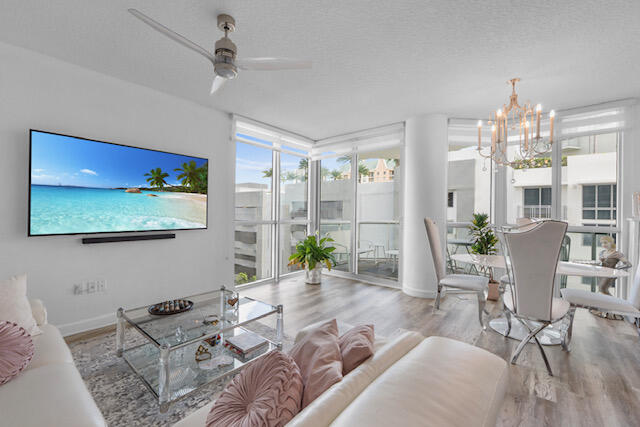 111 SE 8th #705, Fort Lauderdale FL 33301