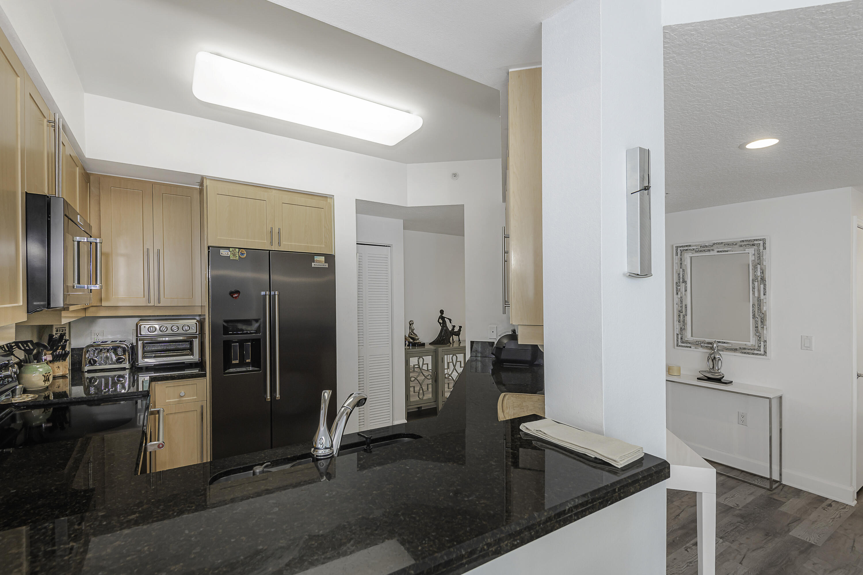 111 SE 8th #705, Fort Lauderdale FL 33301