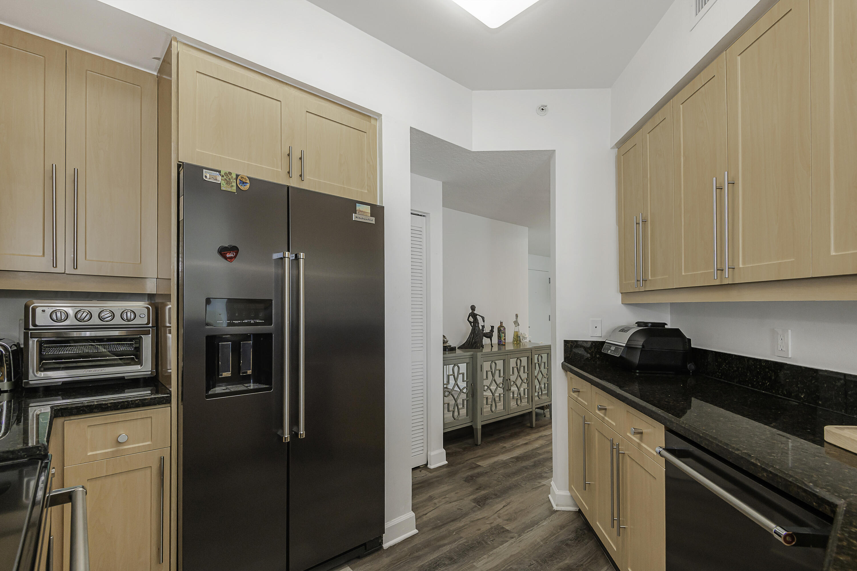 111 SE 8th #705, Fort Lauderdale FL 33301