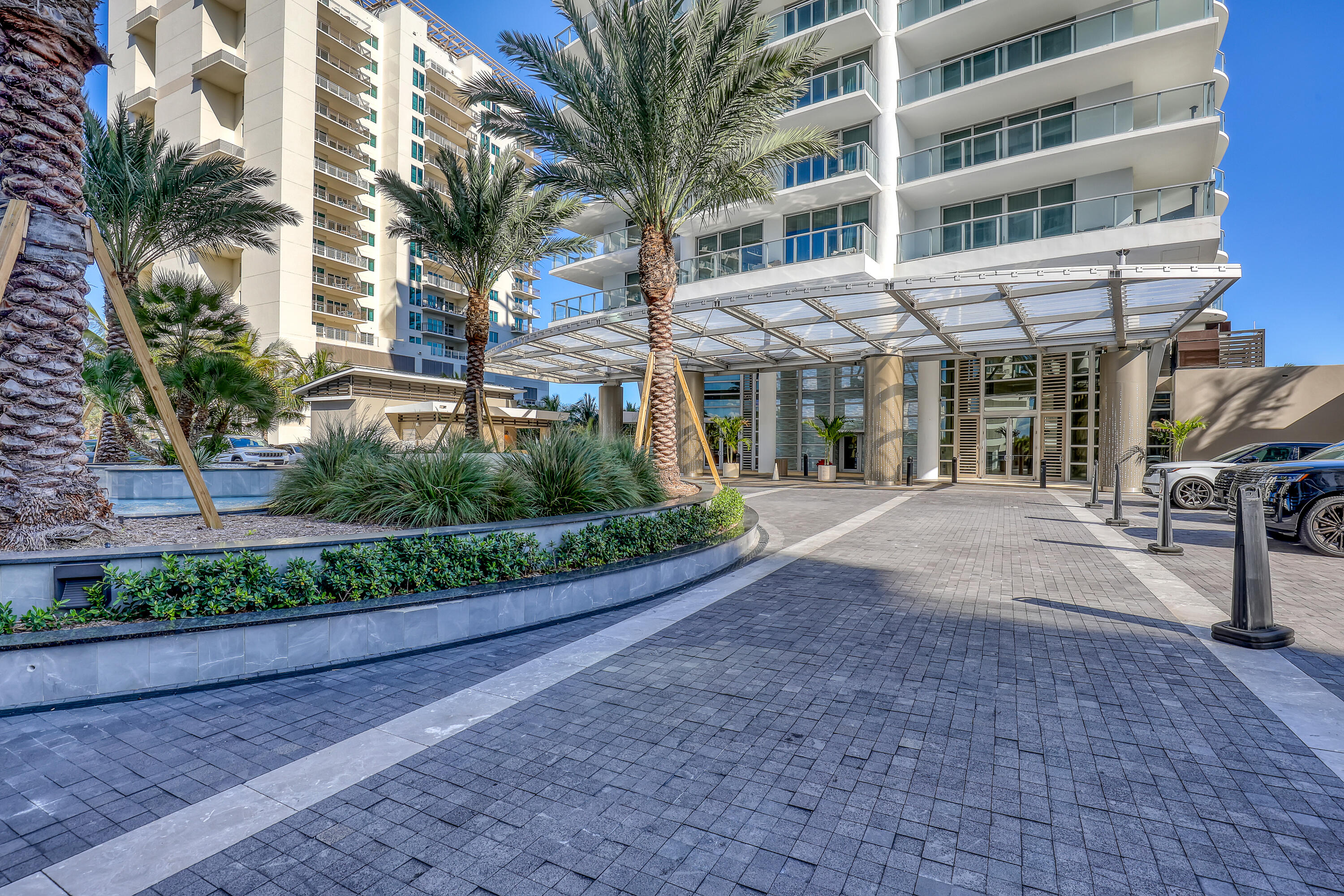 3100 N Ocean #H-1703, Riviera Beach FL 33404