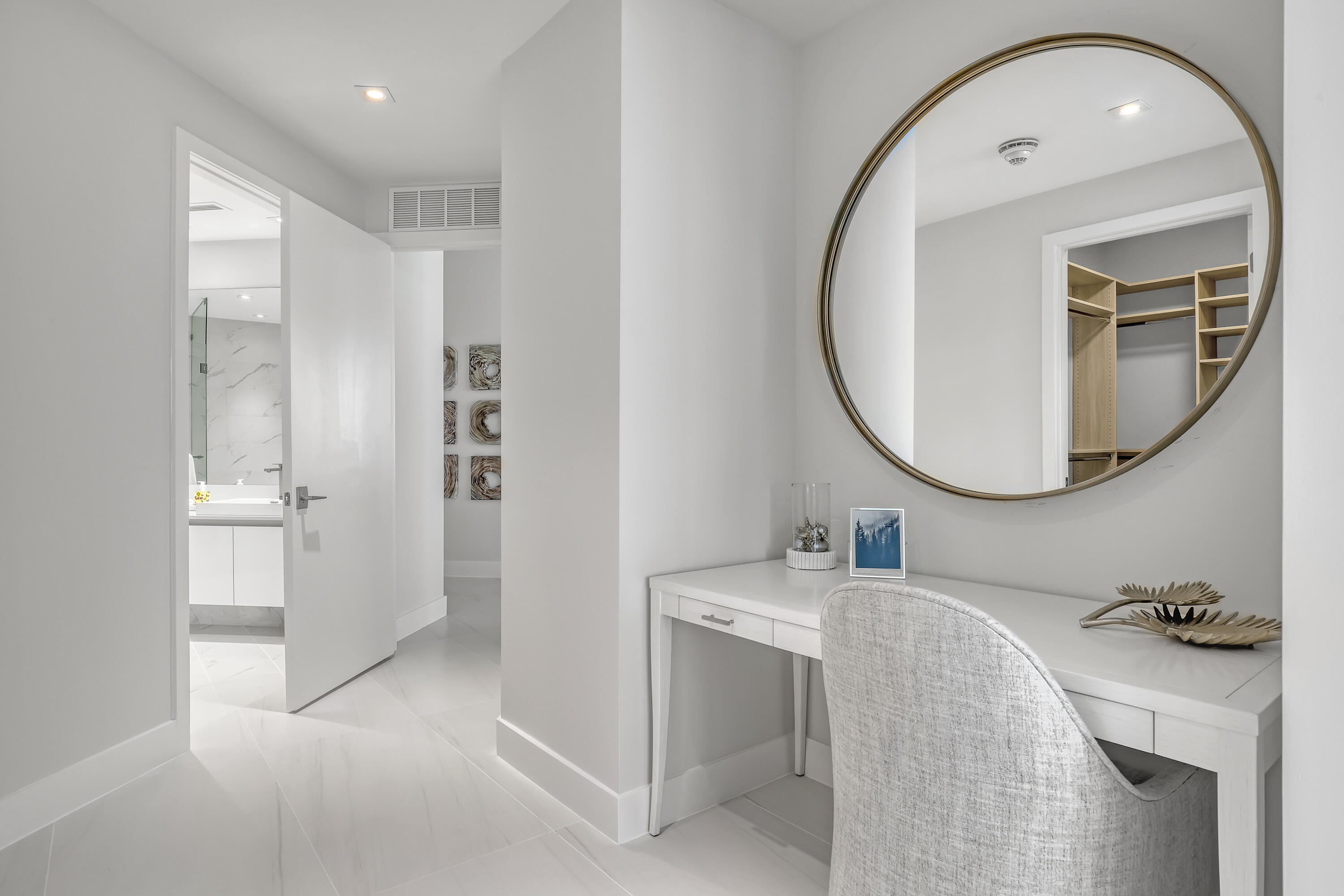 3100 N Ocean #H-1703, Riviera Beach FL 33404