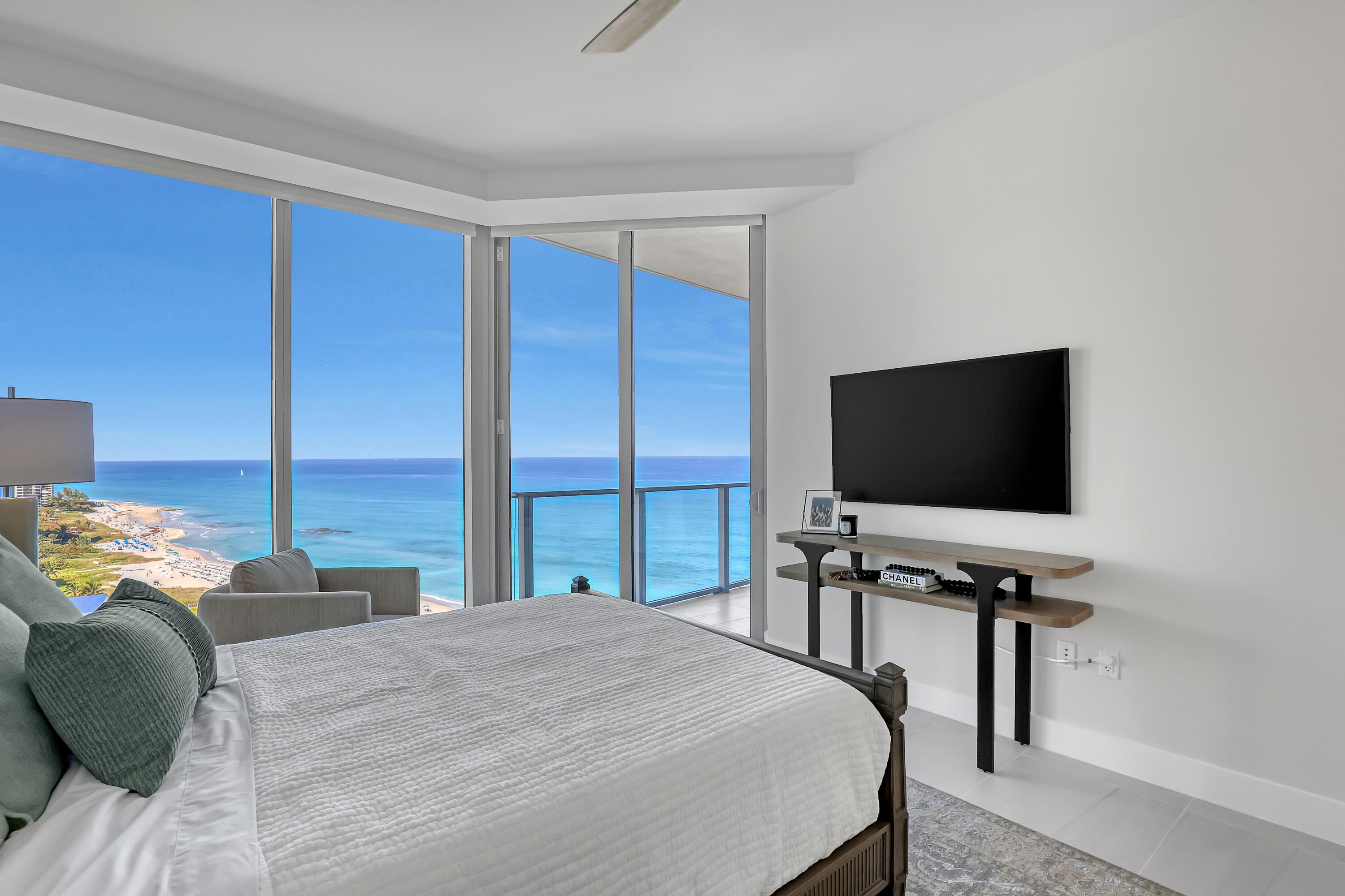 3100 N Ocean #H-1703, Riviera Beach FL 33404