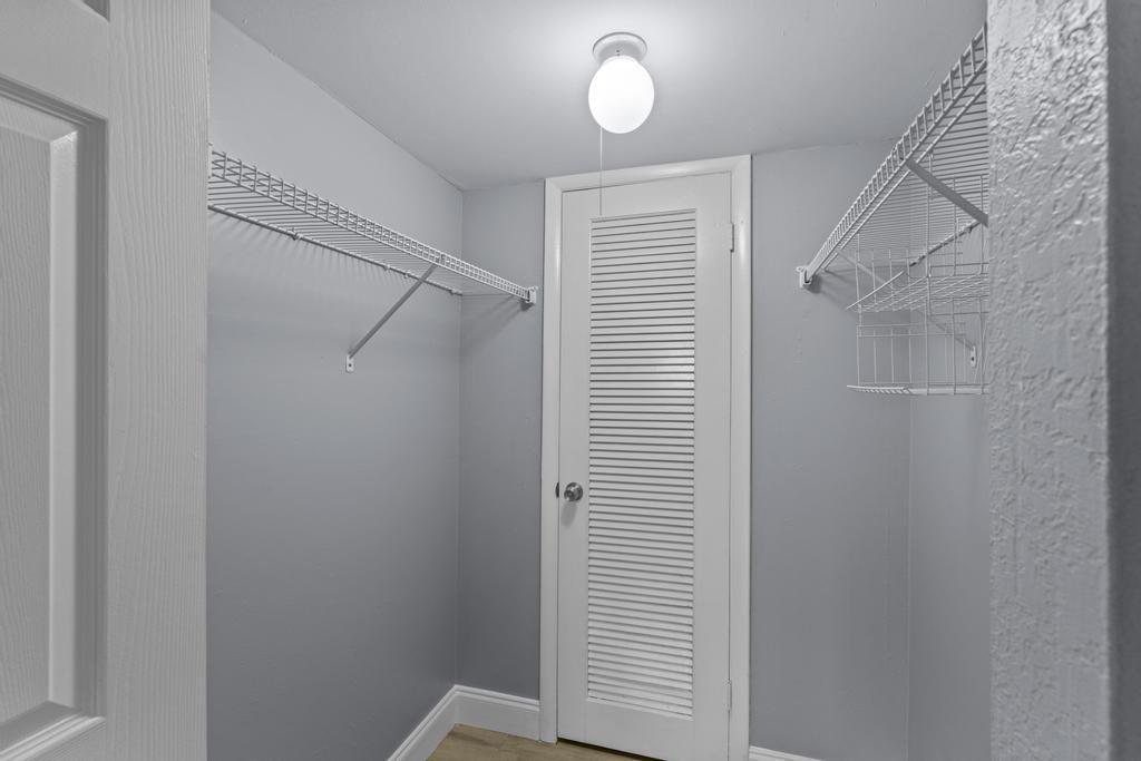 120 Sparrow #205, Royal Palm Beach FL 33411