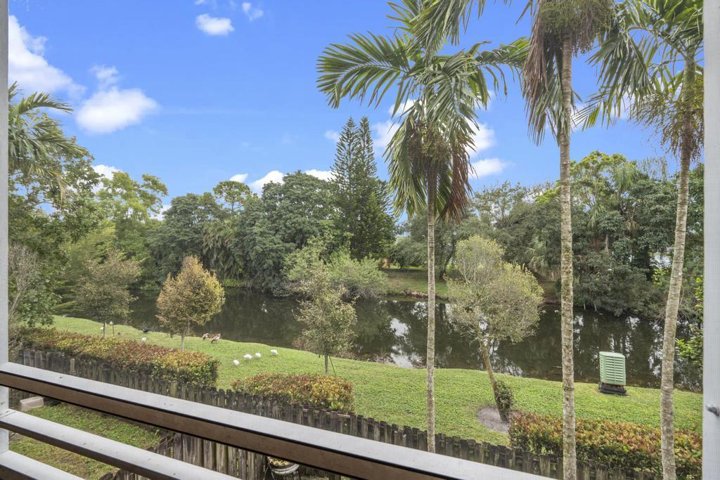 120 Sparrow #205, Royal Palm Beach FL 33411