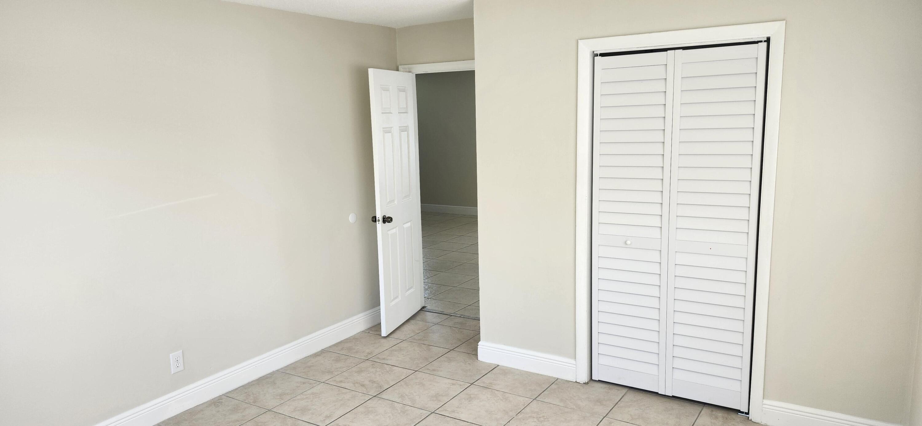 564 Holly ##1, Palm Beach Gardens FL 33410