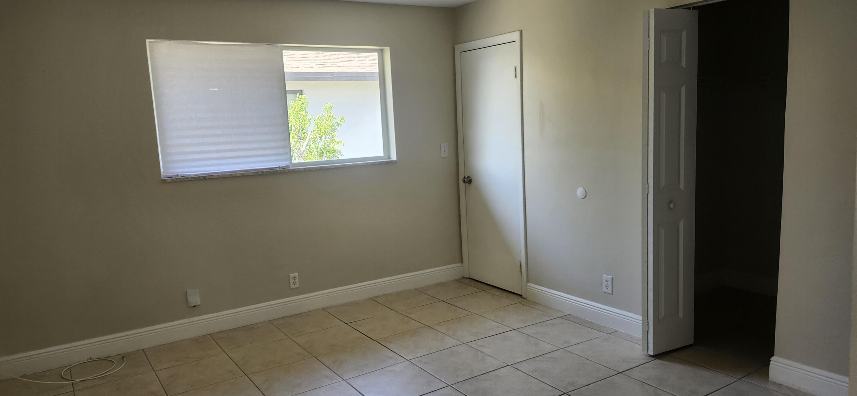 564 Holly ##1, Palm Beach Gardens FL 33410