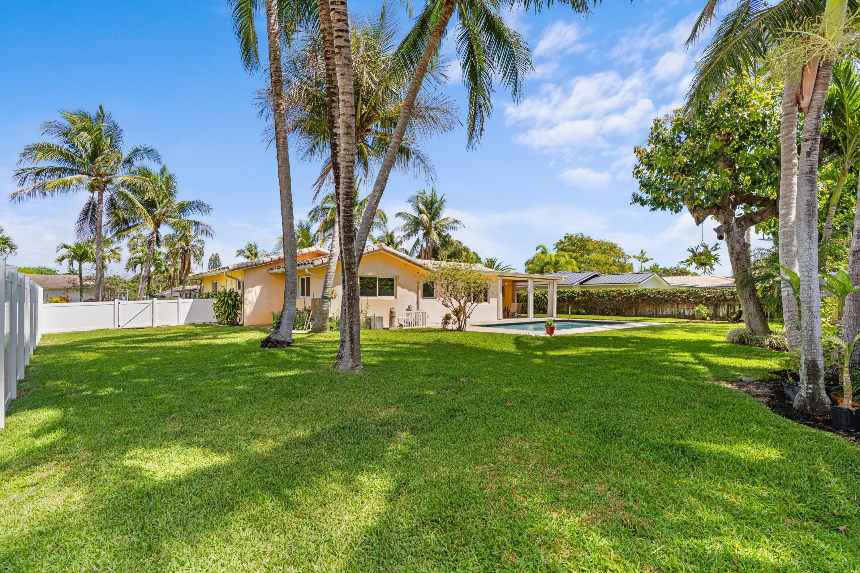 1570 SW 10th, Boca Raton FL 33486