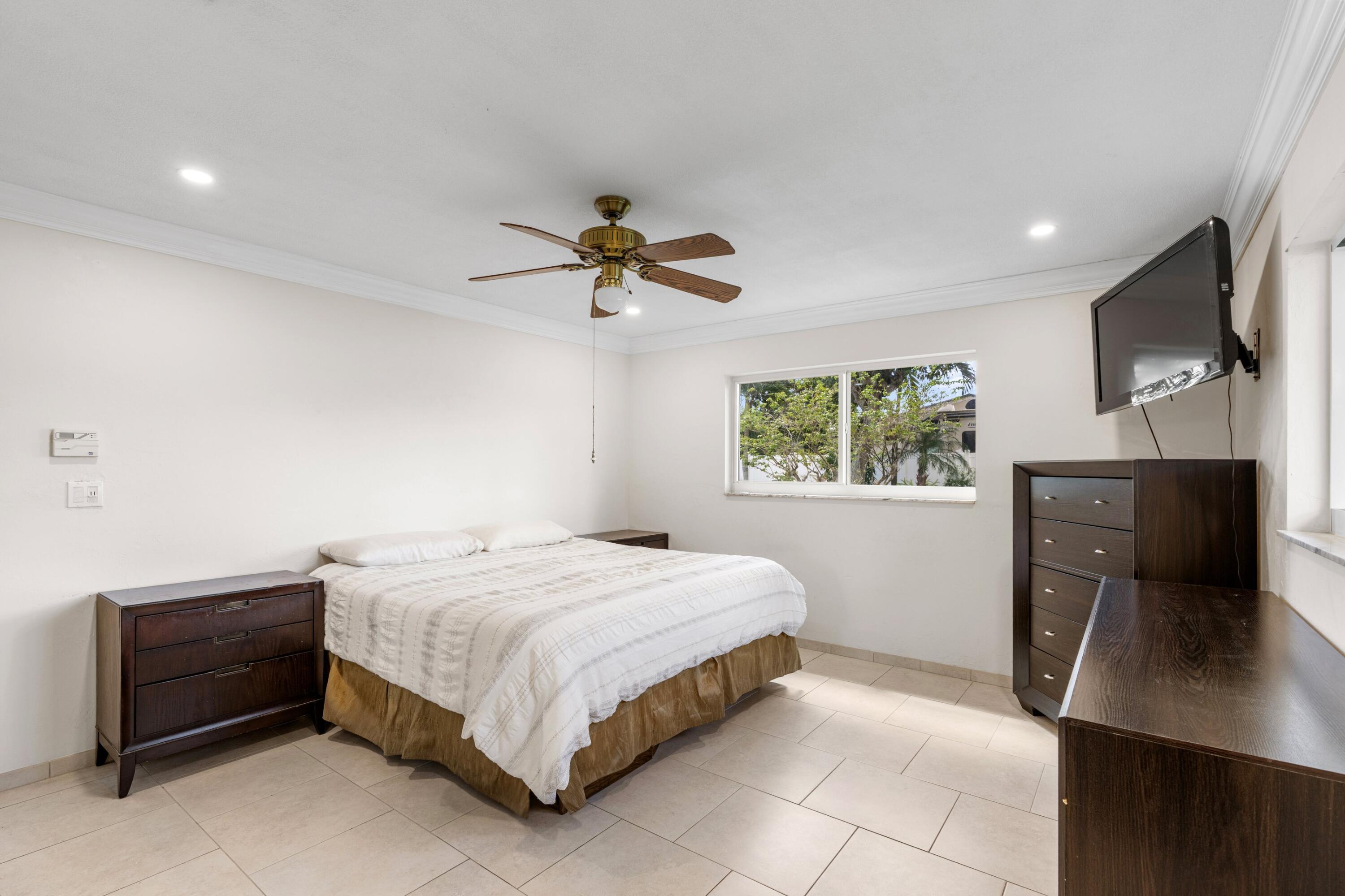 1570 SW 10th, Boca Raton FL 33486
