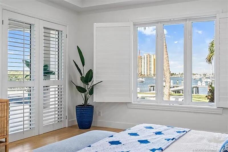 2941 Lake, Singer Island FL 33404