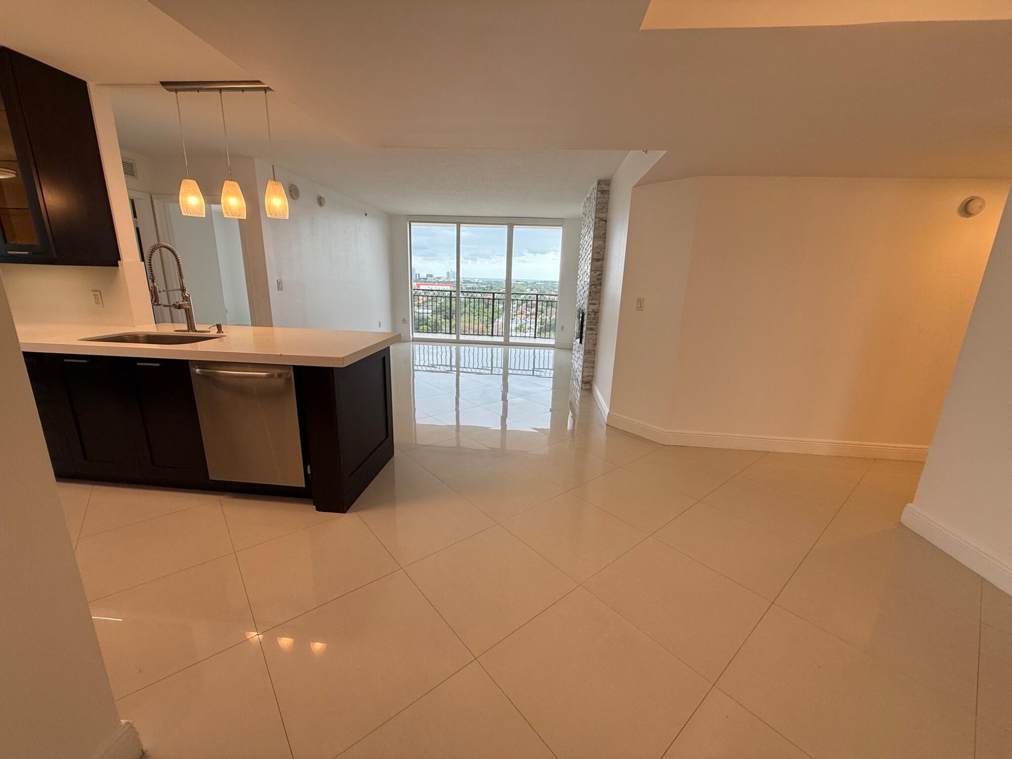 3232 Coral #1601, Miami FL 33145