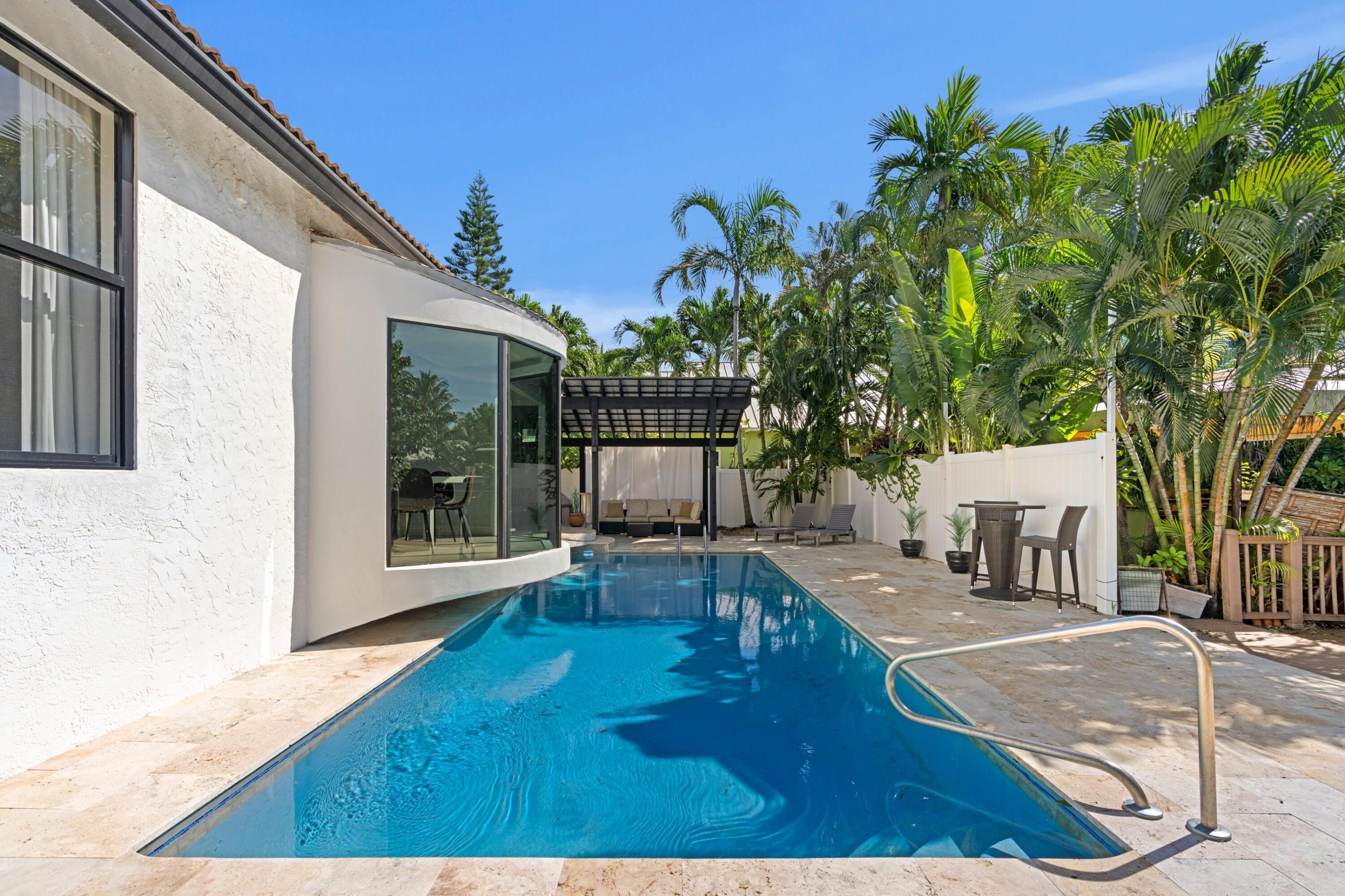 1050 Brooks, Delray Beach FL 33483