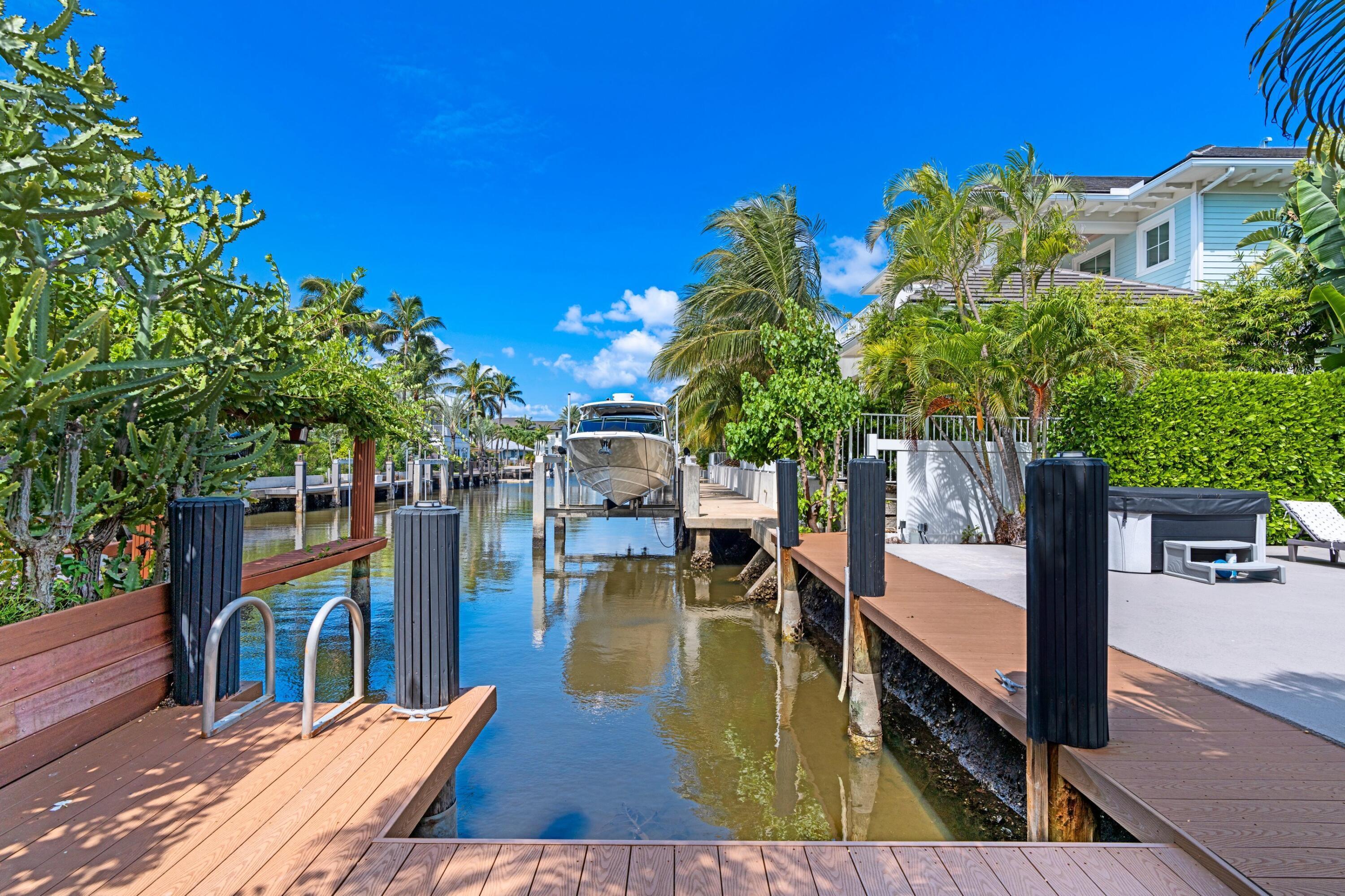 1050 Brooks, Delray Beach FL 33483