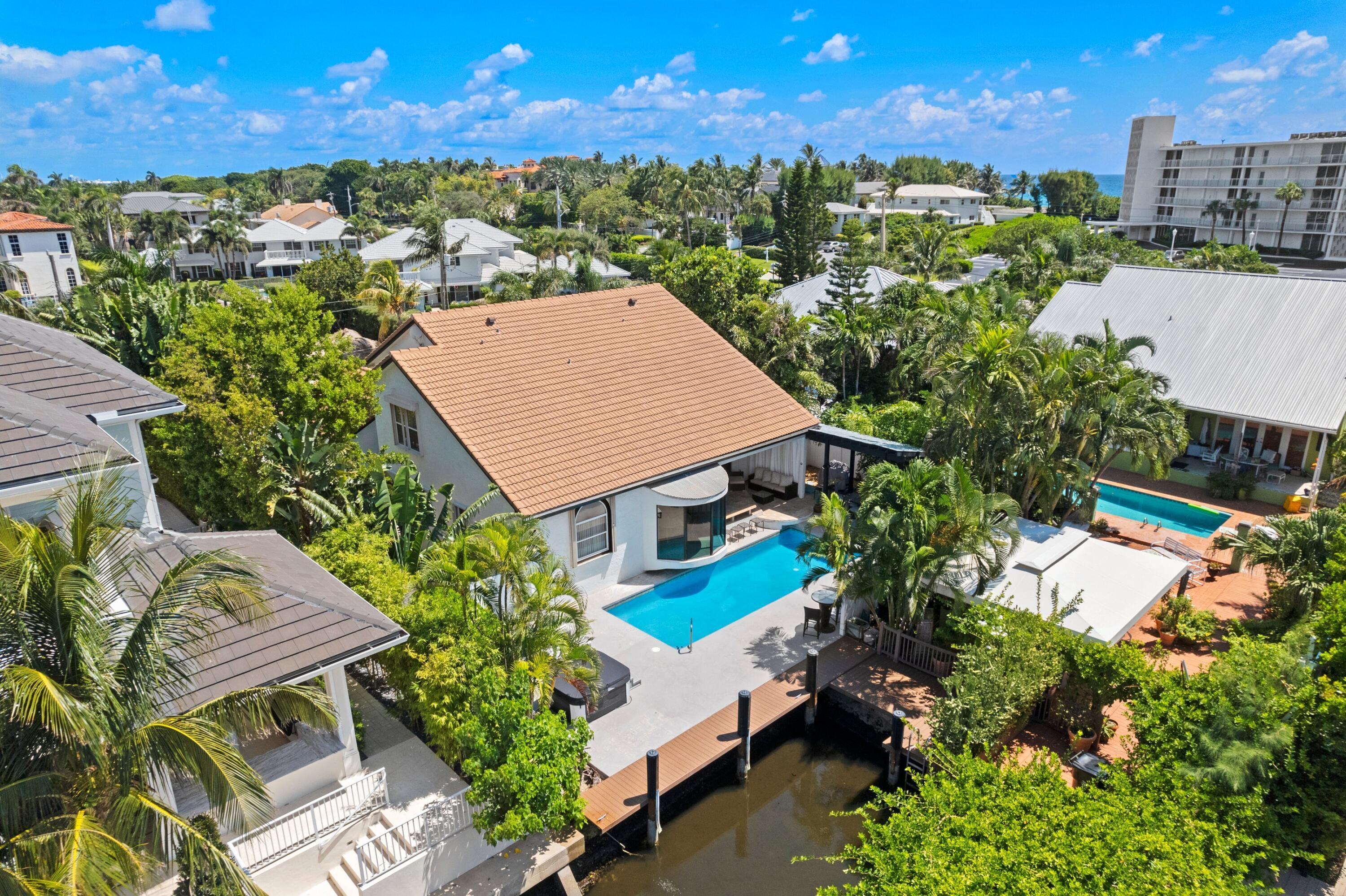 1050 Brooks, Delray Beach FL 33483