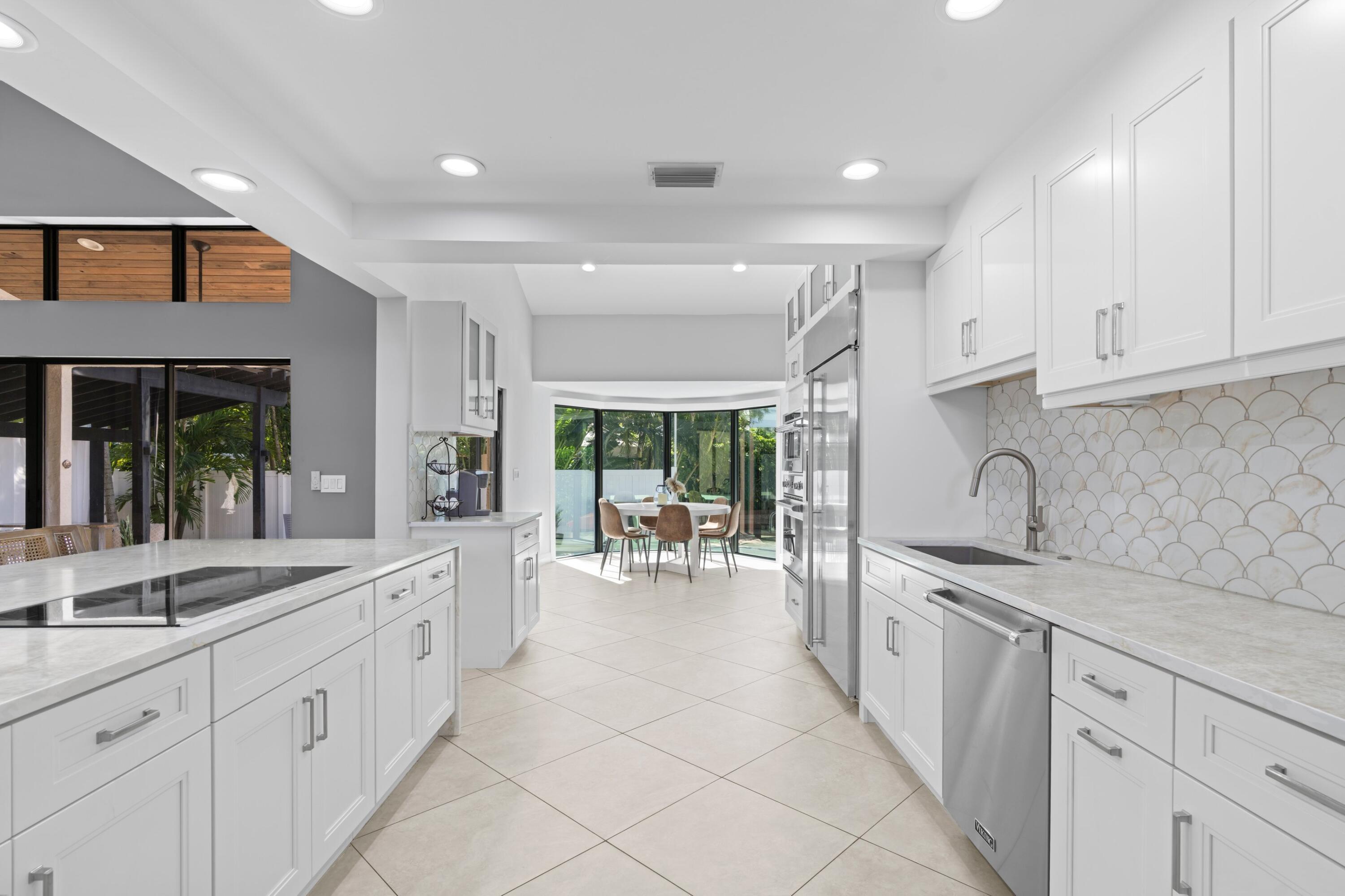 1050 Brooks, Delray Beach FL 33483