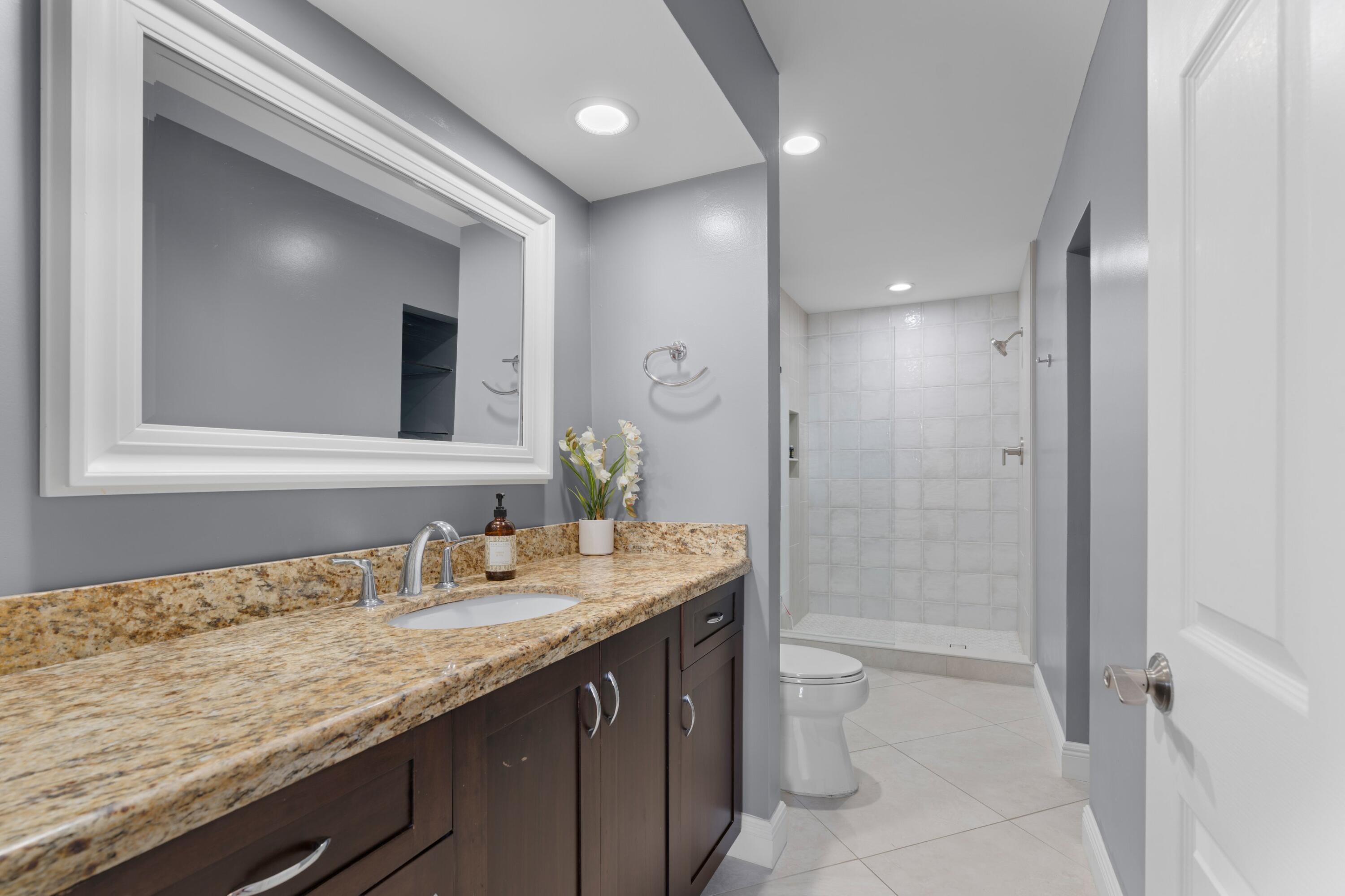 1050 Brooks, Delray Beach FL 33483