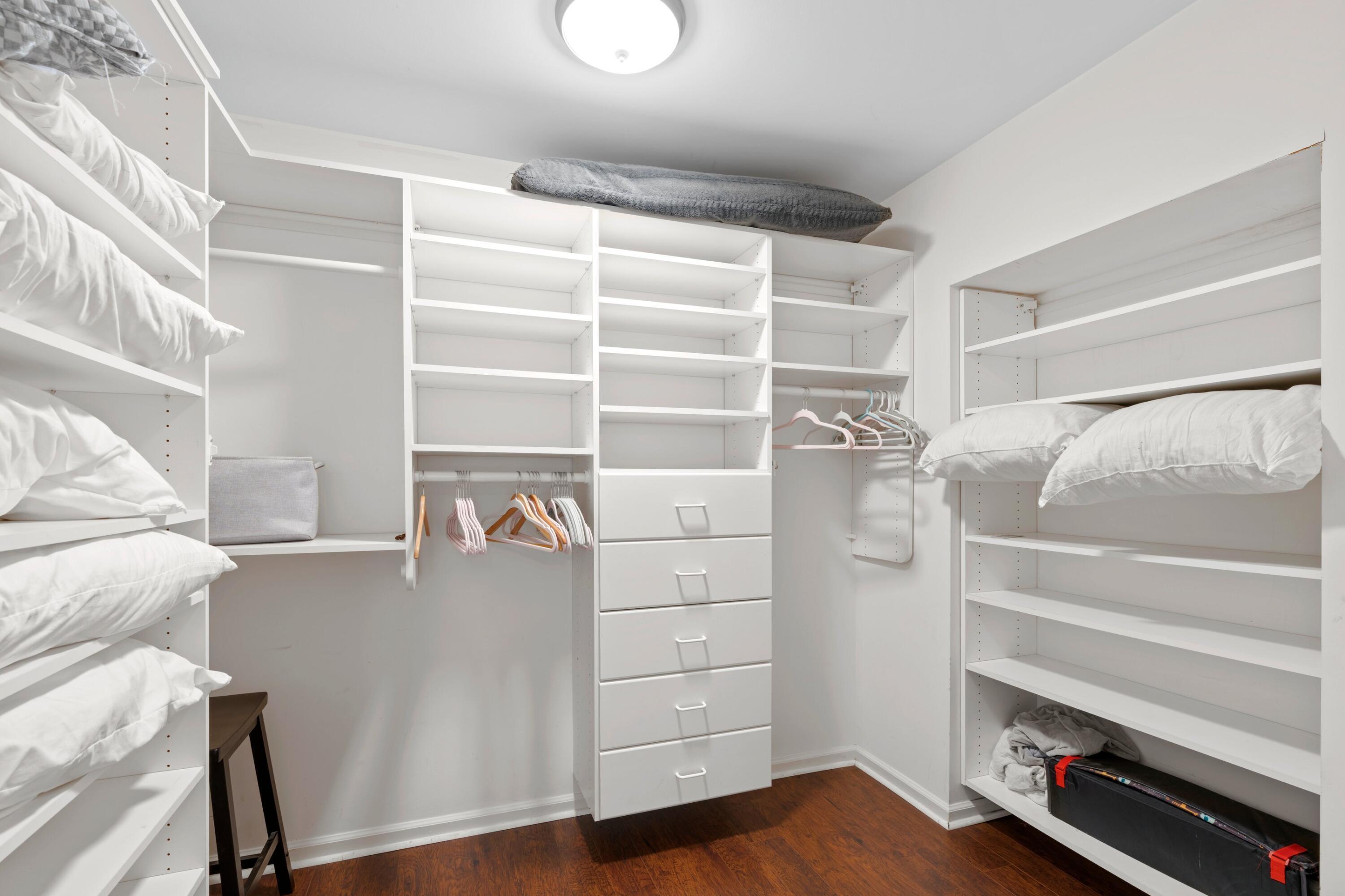 1050 Brooks, Delray Beach FL 33483