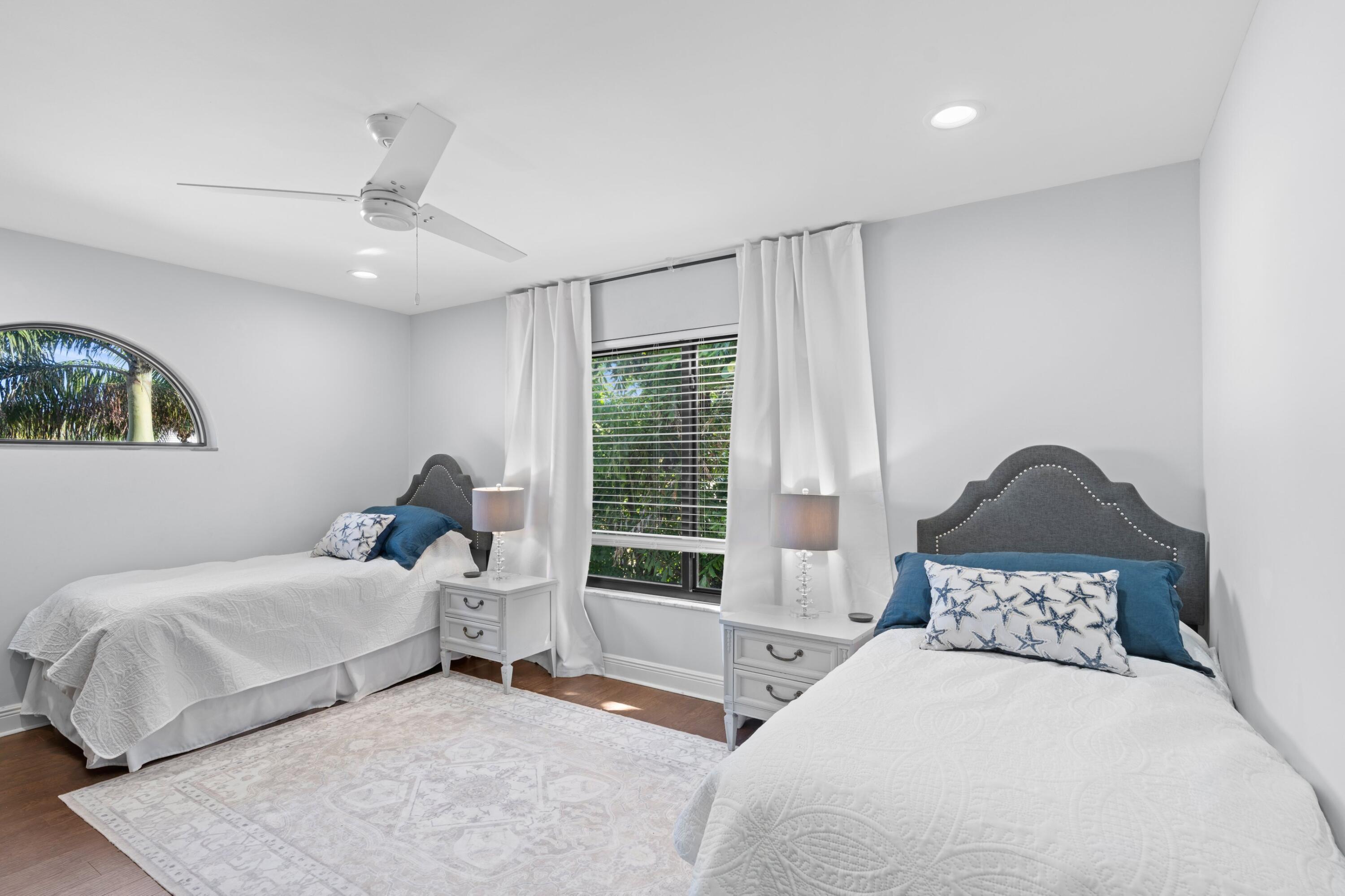 1050 Brooks, Delray Beach FL 33483