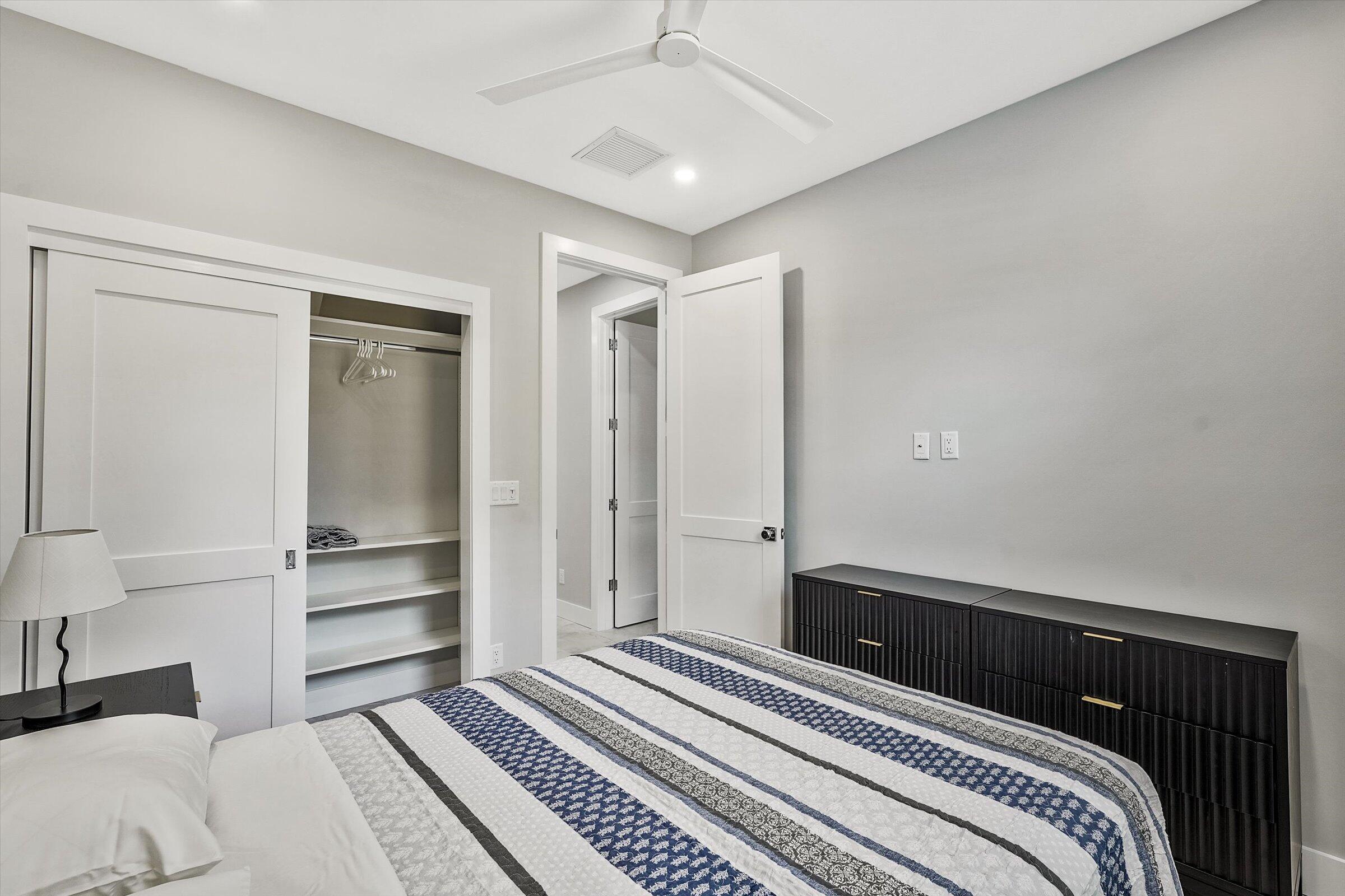 425 Hugh, Jupiter FL 33458