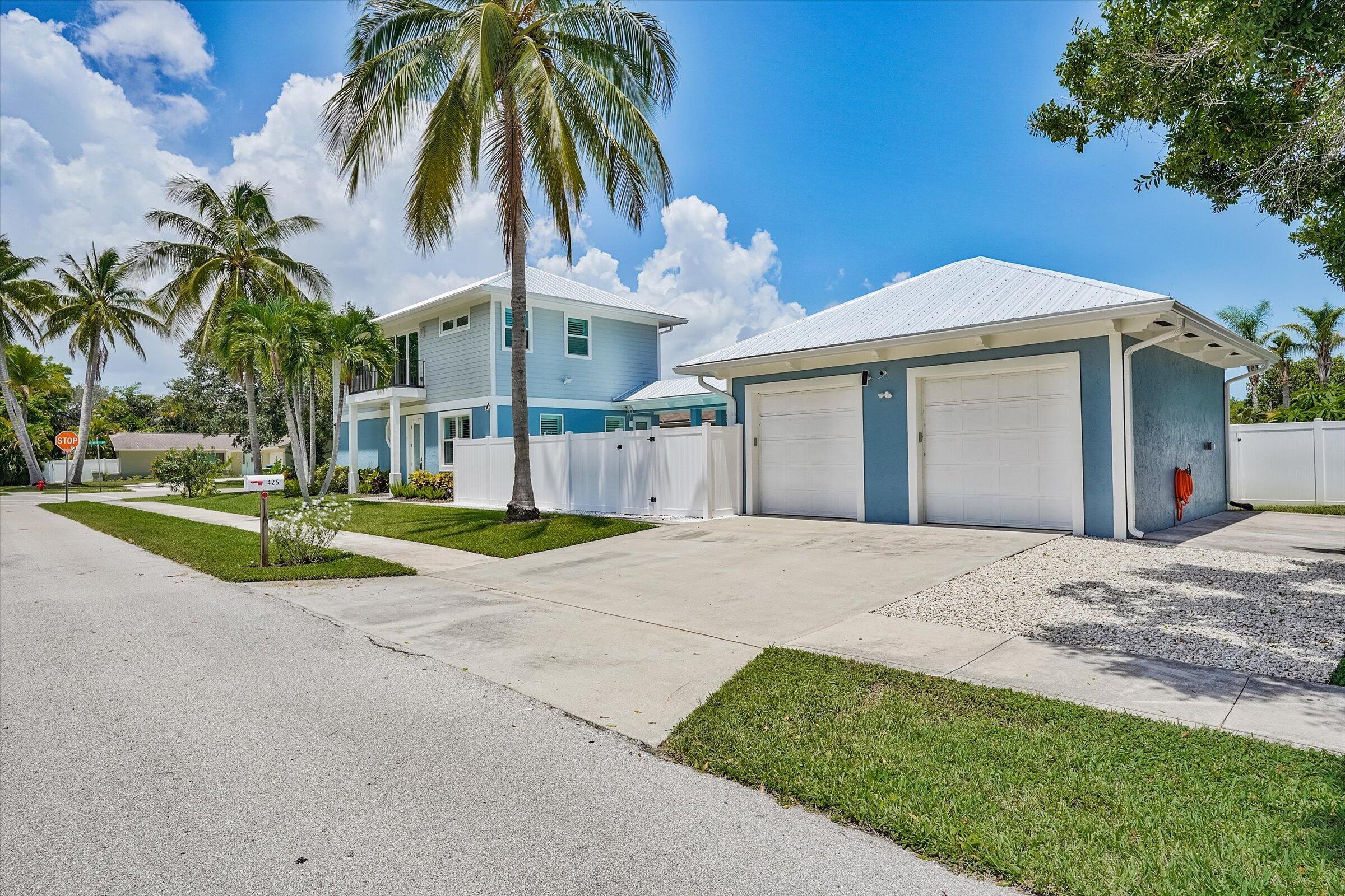 425 Hugh, Jupiter FL 33458