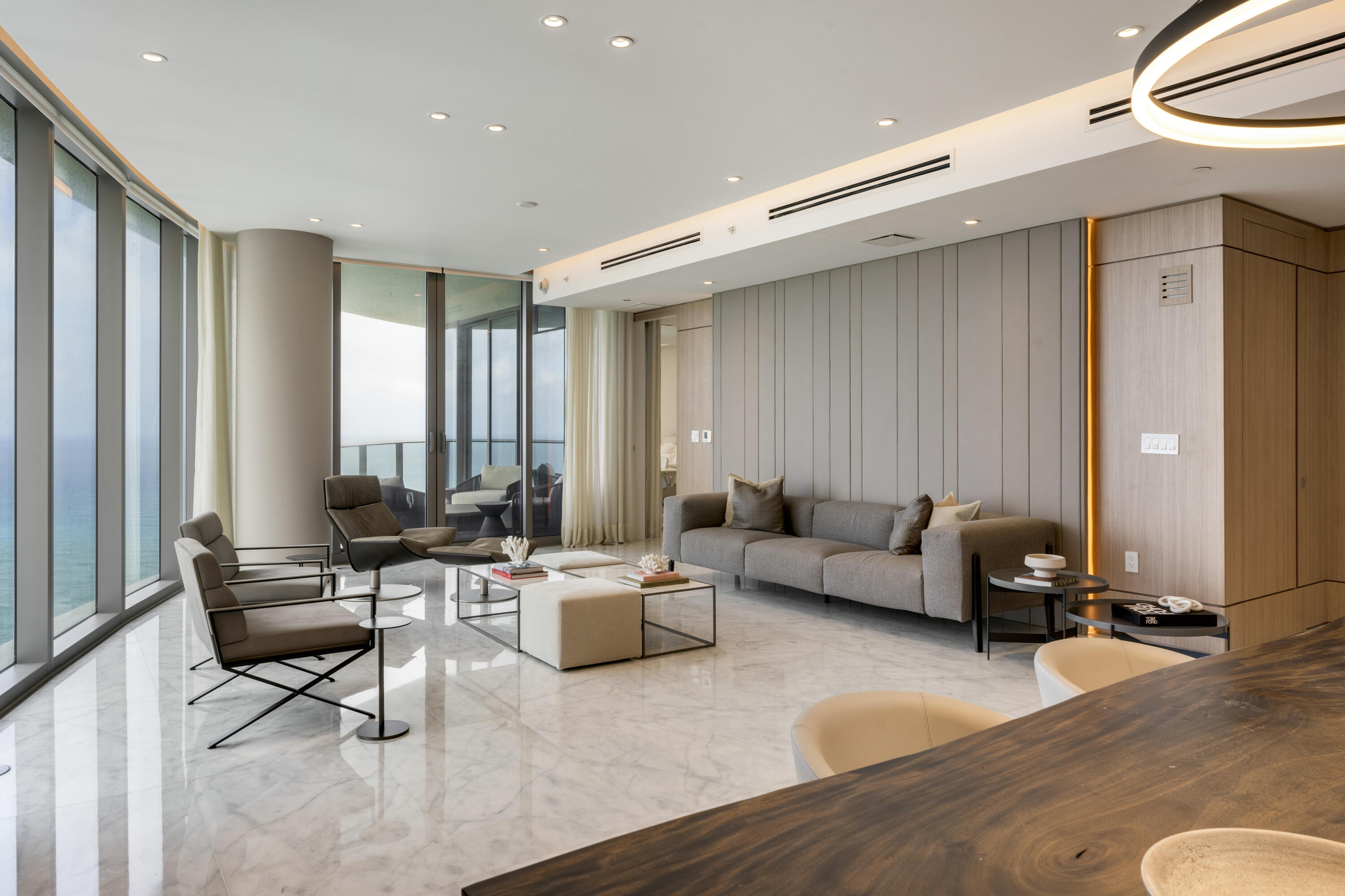 15701 Collins #3901, Sunny Isles Beach FL 33160