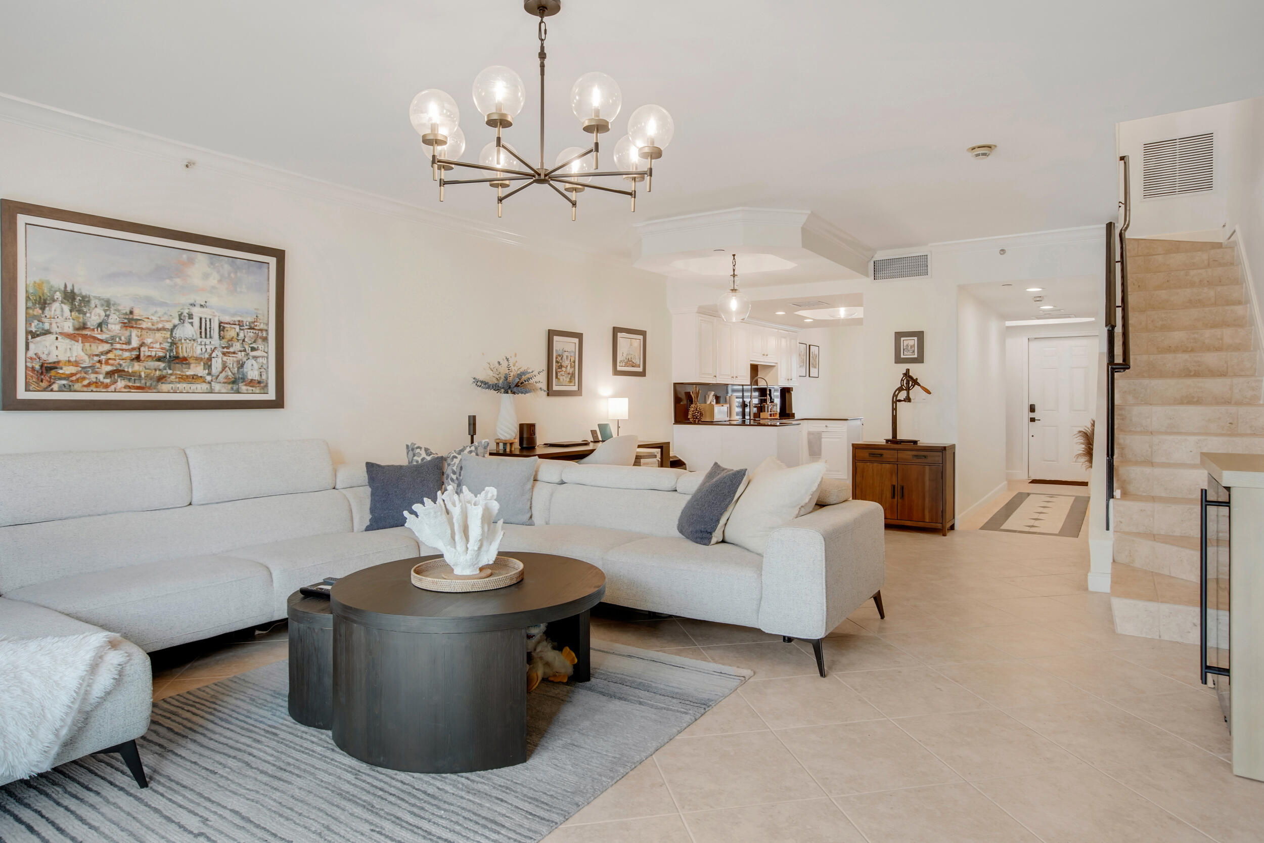 1111 E Las Olas #410, Fort Lauderdale FL 33301