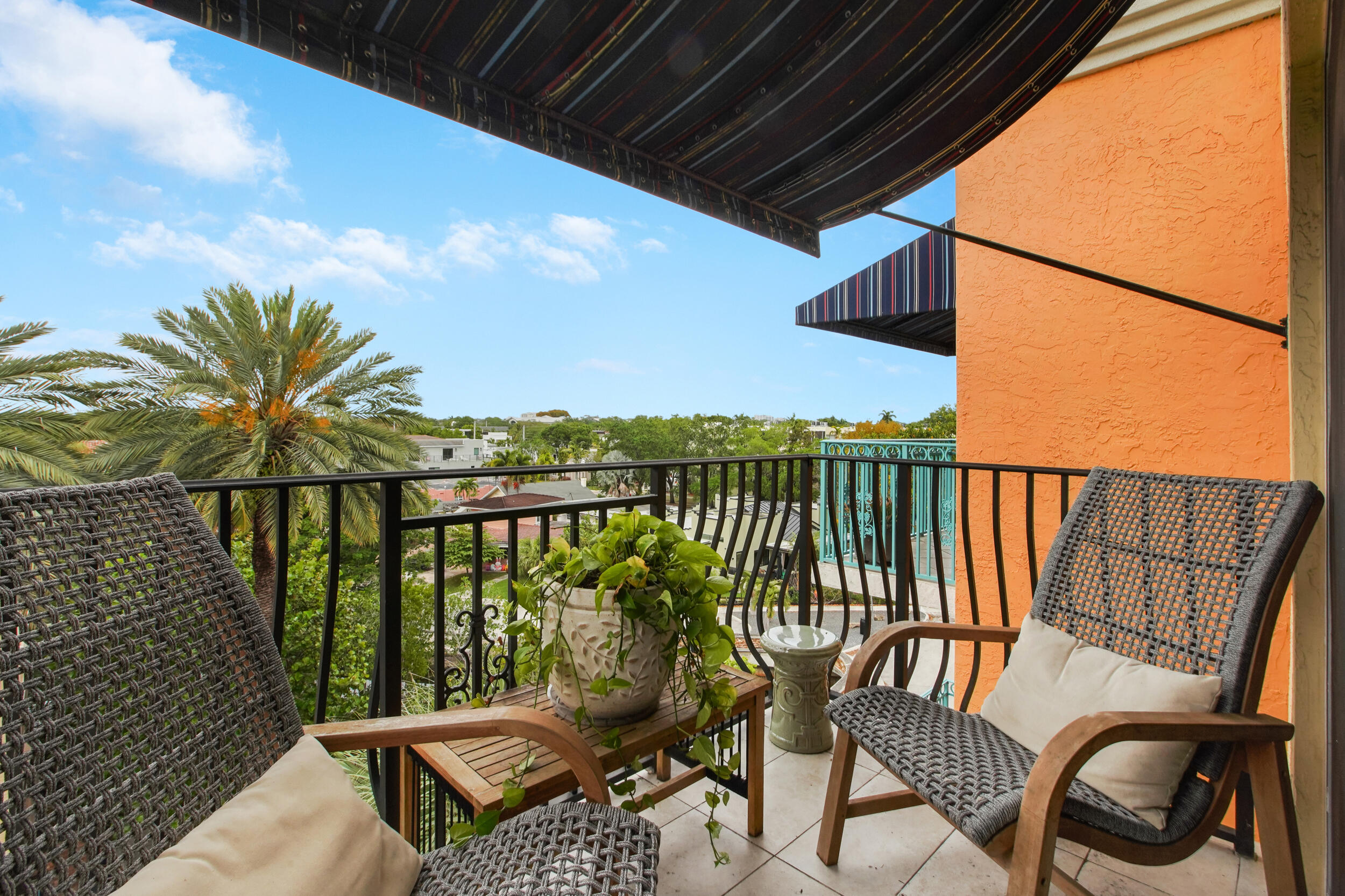 1111 E Las Olas #410, Fort Lauderdale FL 33301