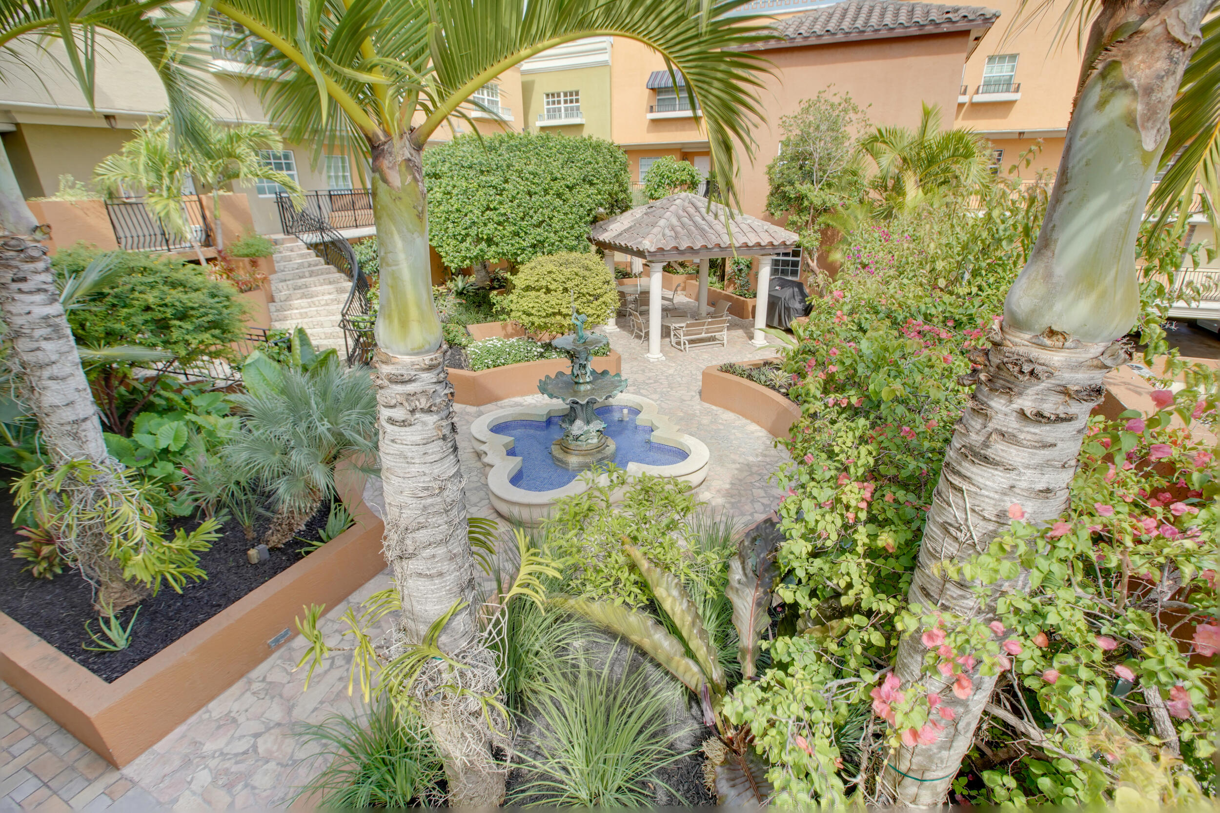 1111 E Las Olas #410, Fort Lauderdale FL 33301
