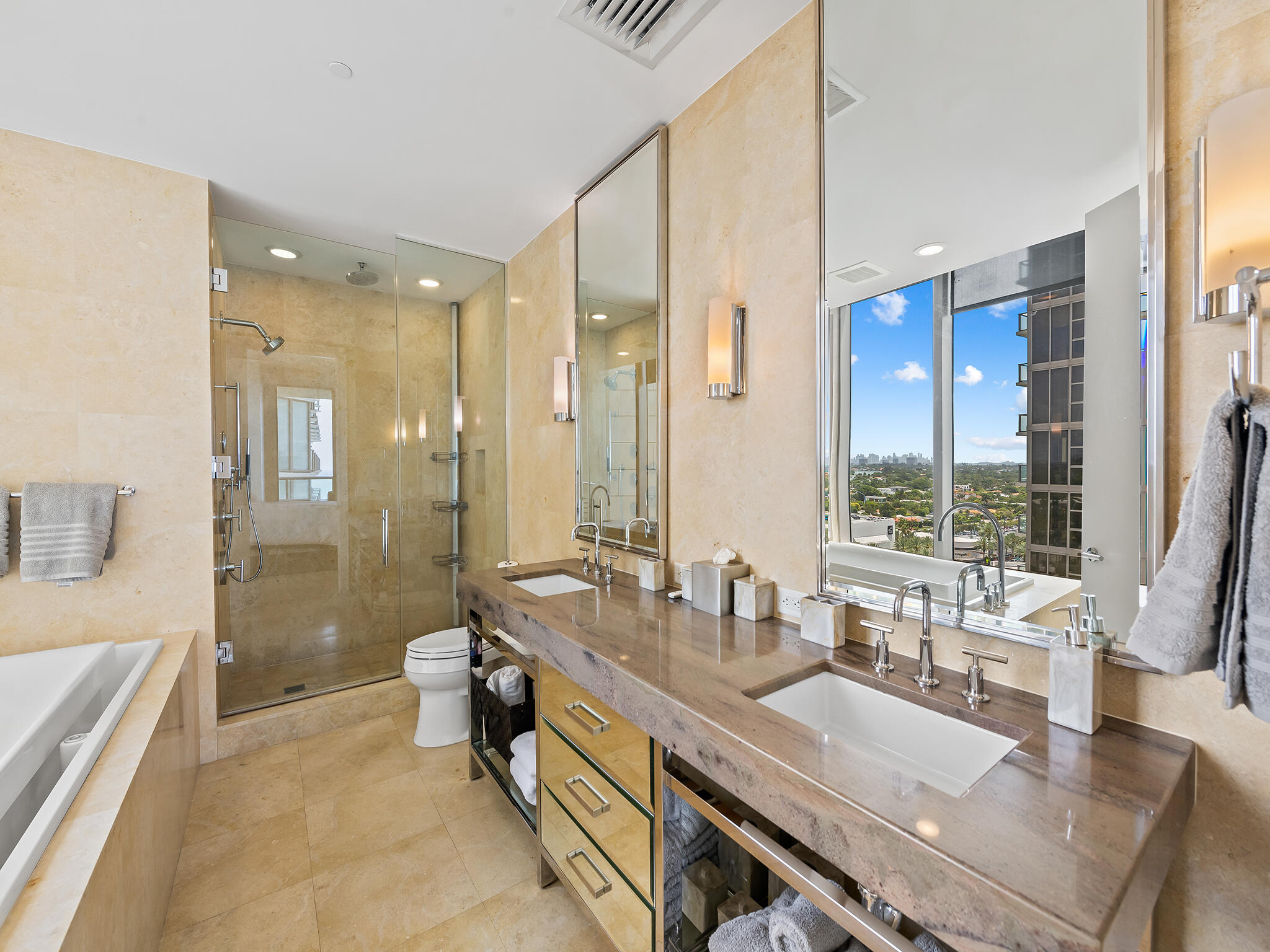 9705 Collins #1104n, Bal Harbour FL 33154