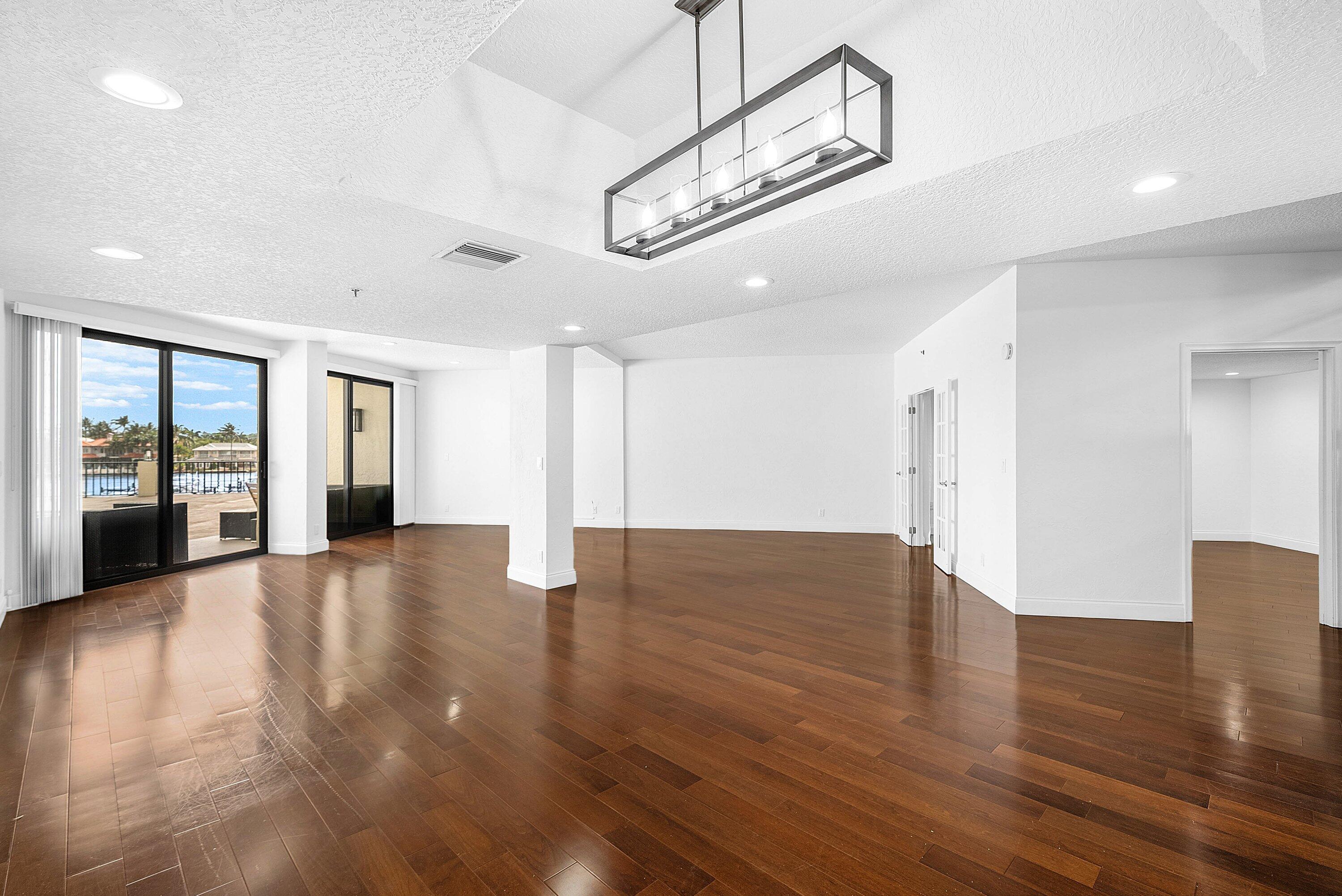1035 S Federal #213, Delray Beach FL 33483
