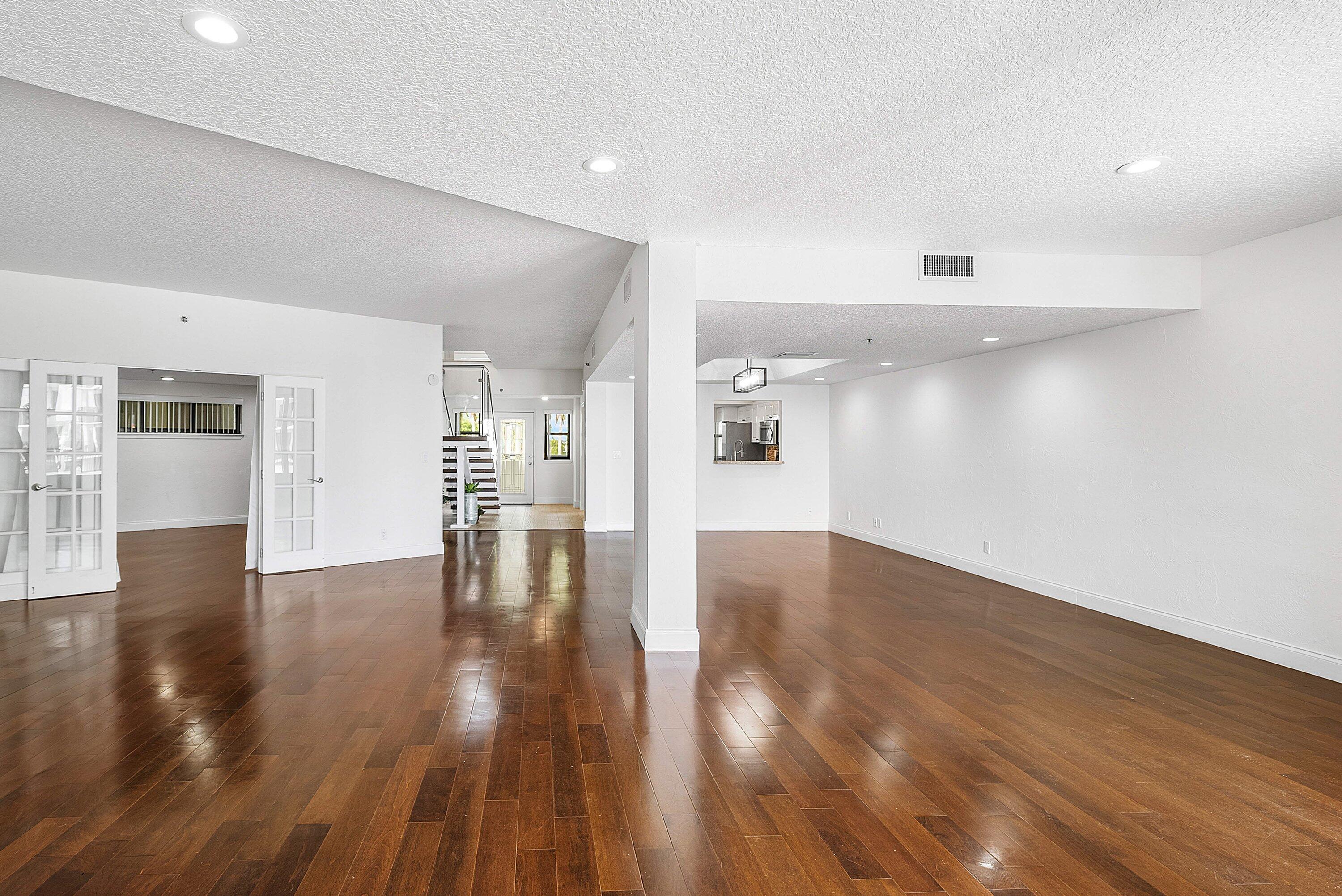 1035 S Federal #213, Delray Beach FL 33483