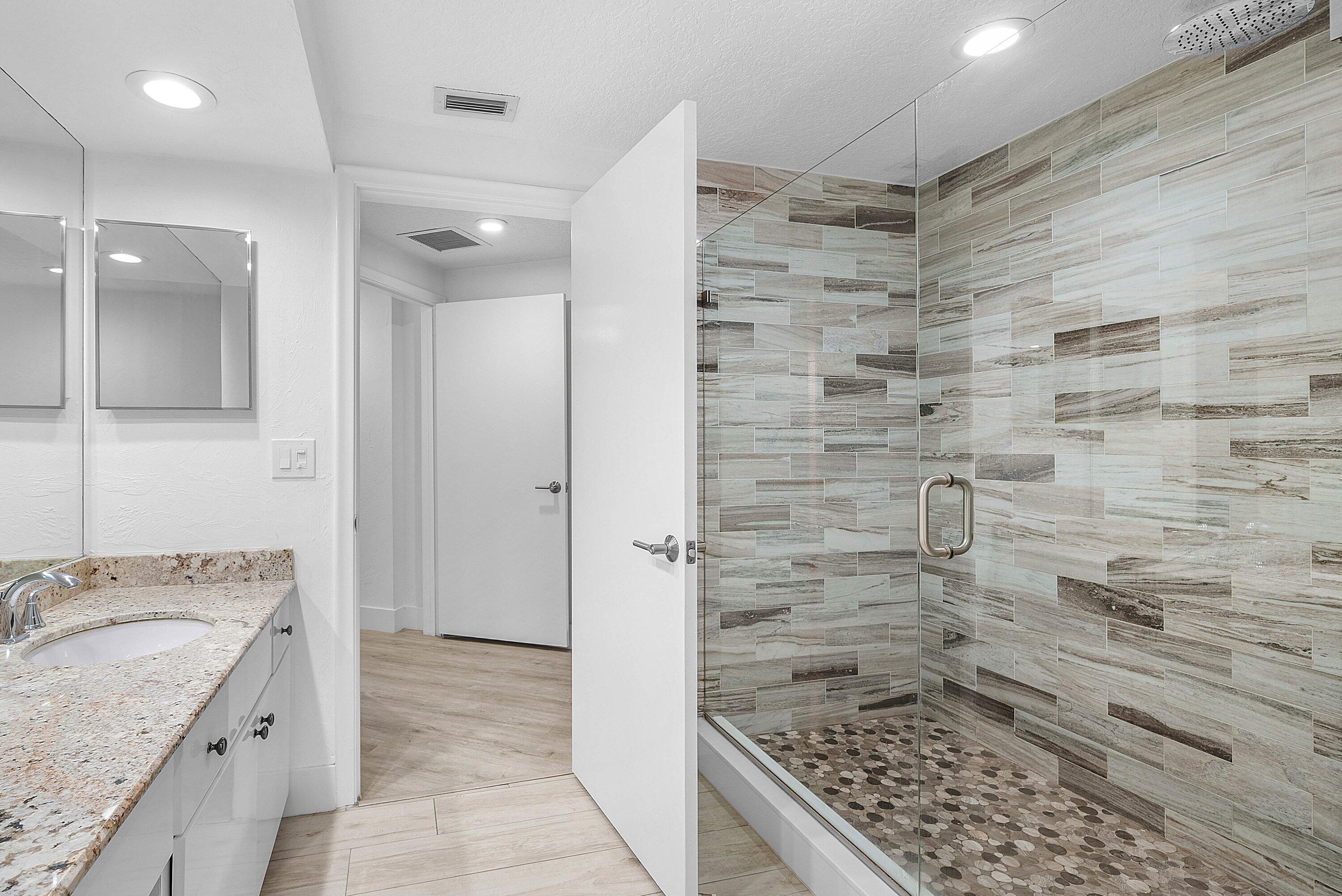 1035 S Federal #213, Delray Beach FL 33483