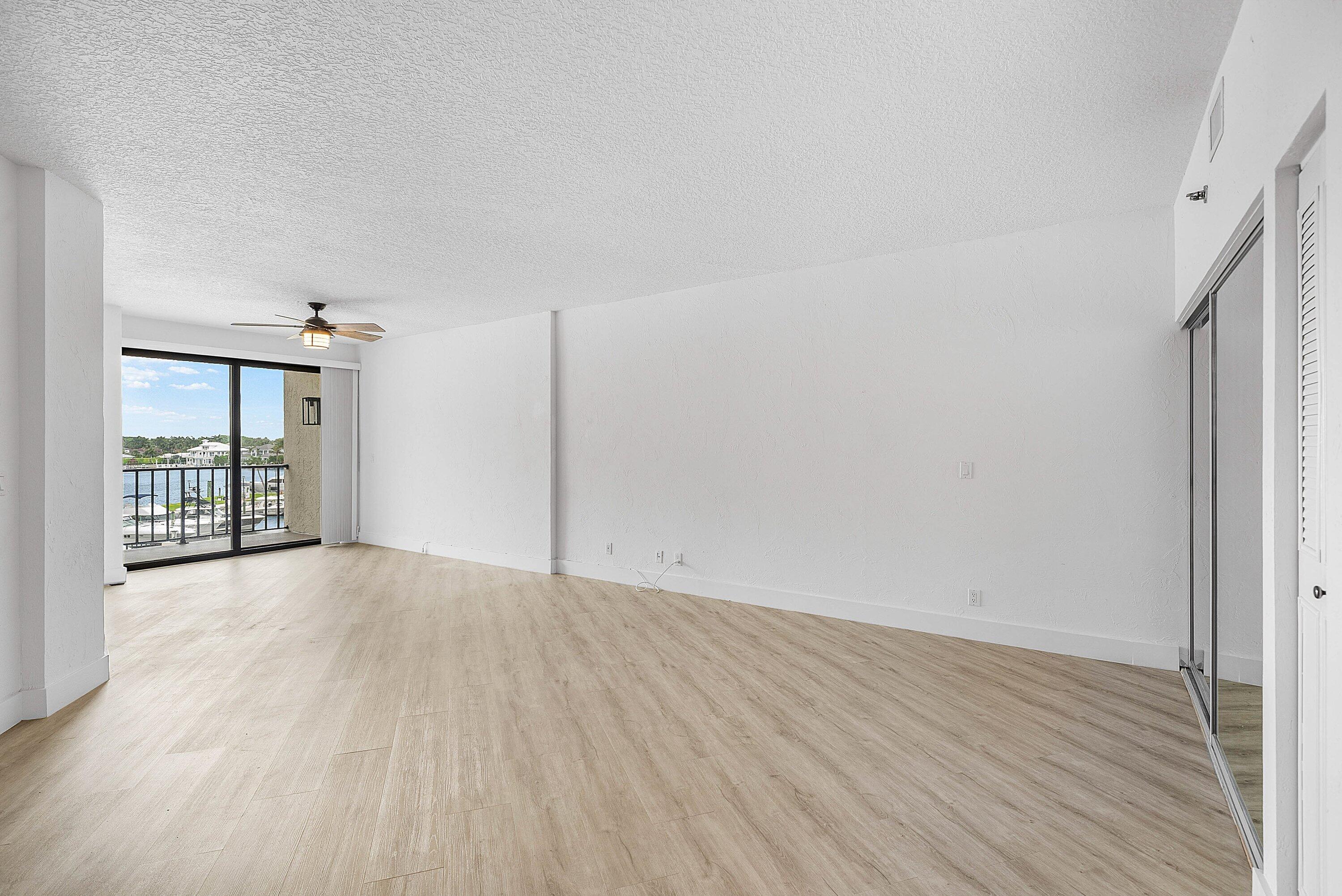 1035 S Federal #213, Delray Beach FL 33483