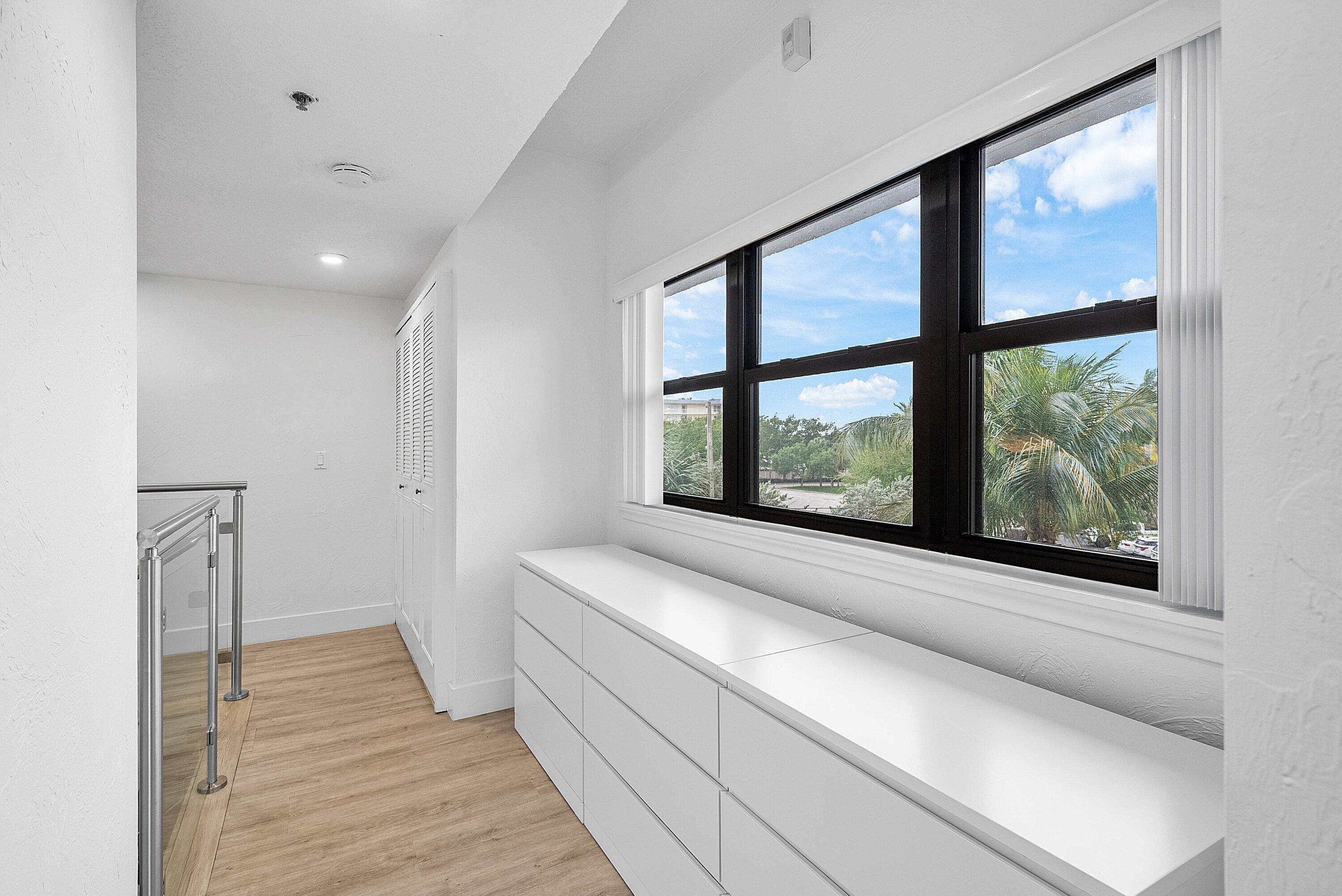 1035 S Federal #213, Delray Beach FL 33483