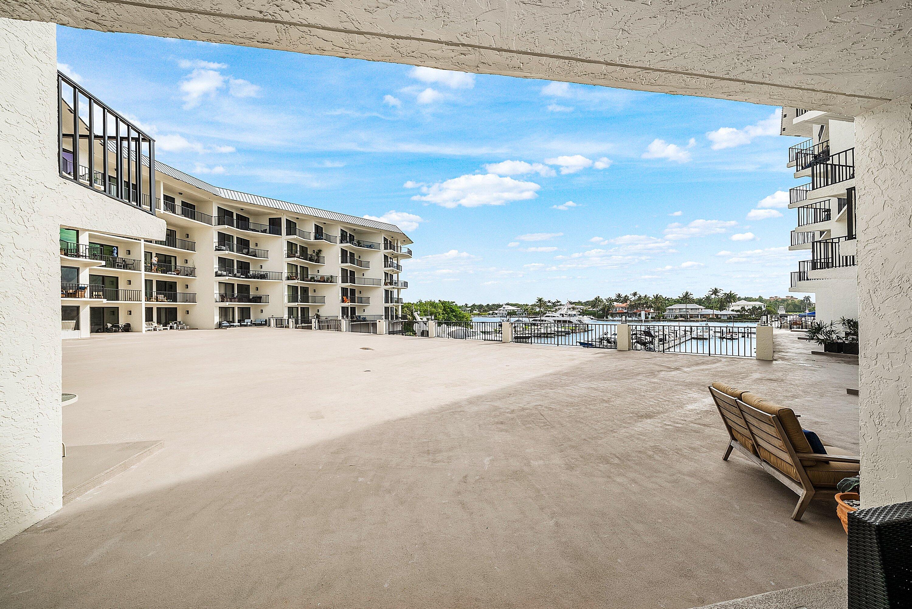 1035 S Federal #213, Delray Beach FL 33483