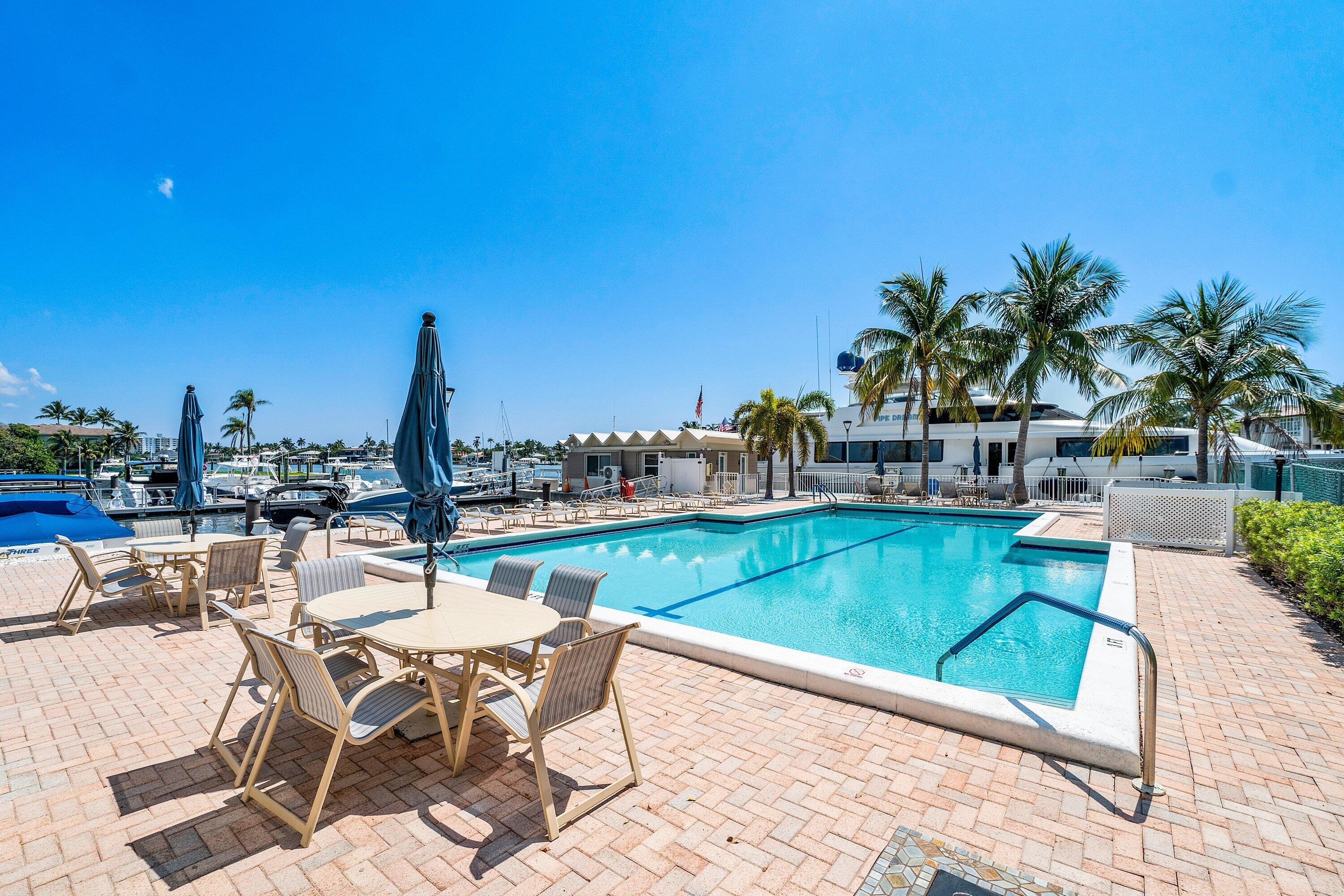 1035 S Federal #213, Delray Beach FL 33483