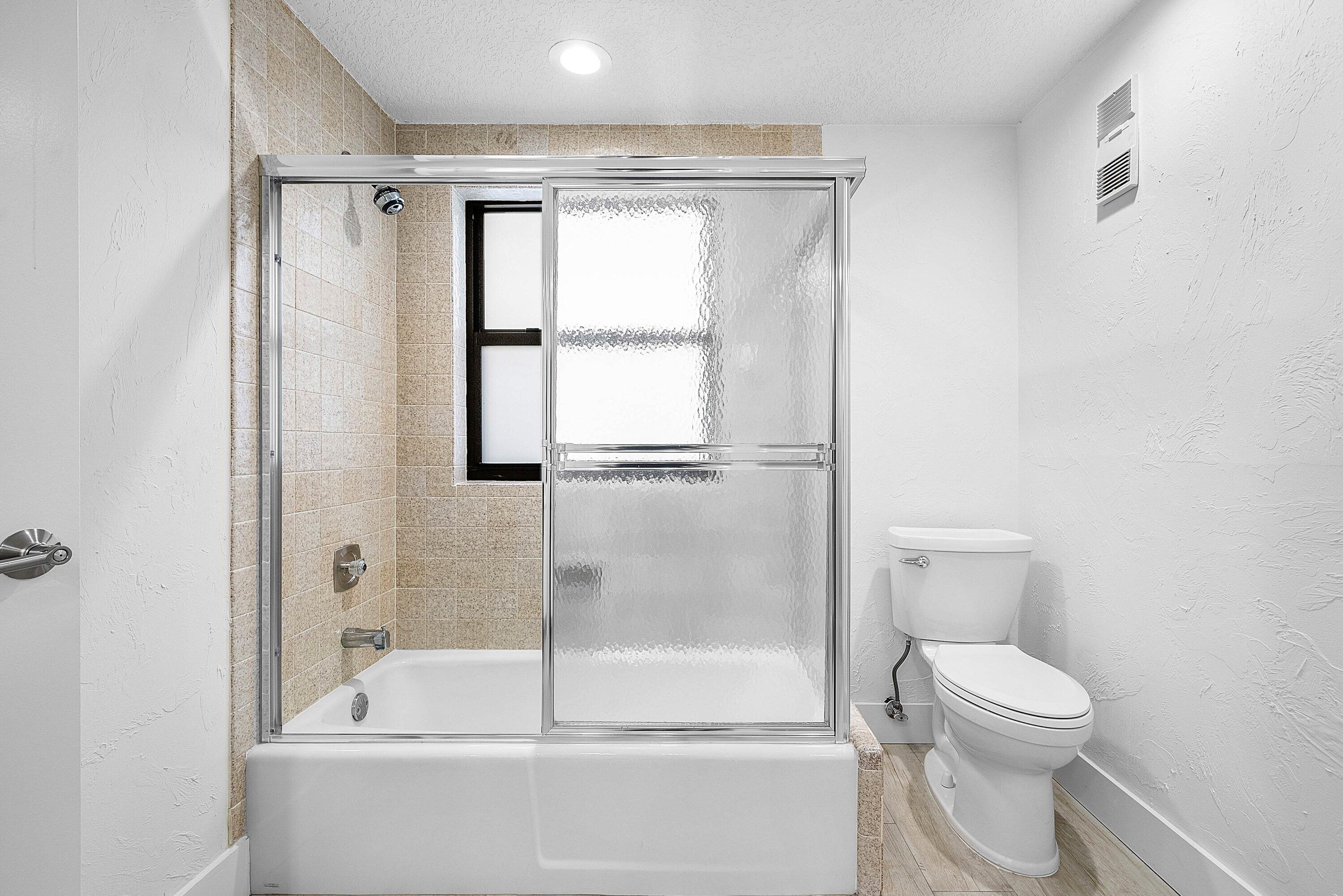 1035 S Federal #213, Delray Beach FL 33483