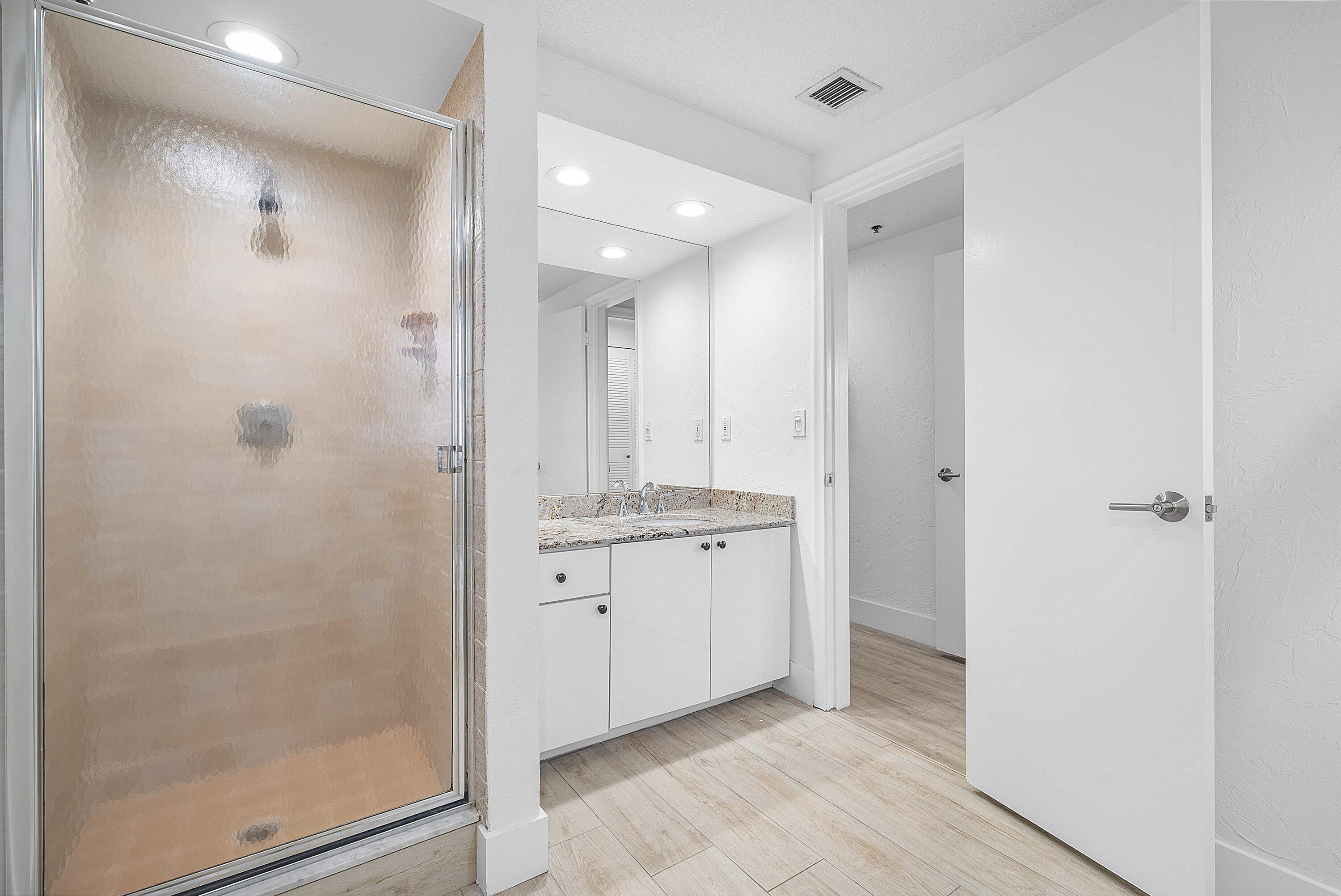 1035 S Federal #213, Delray Beach FL 33483