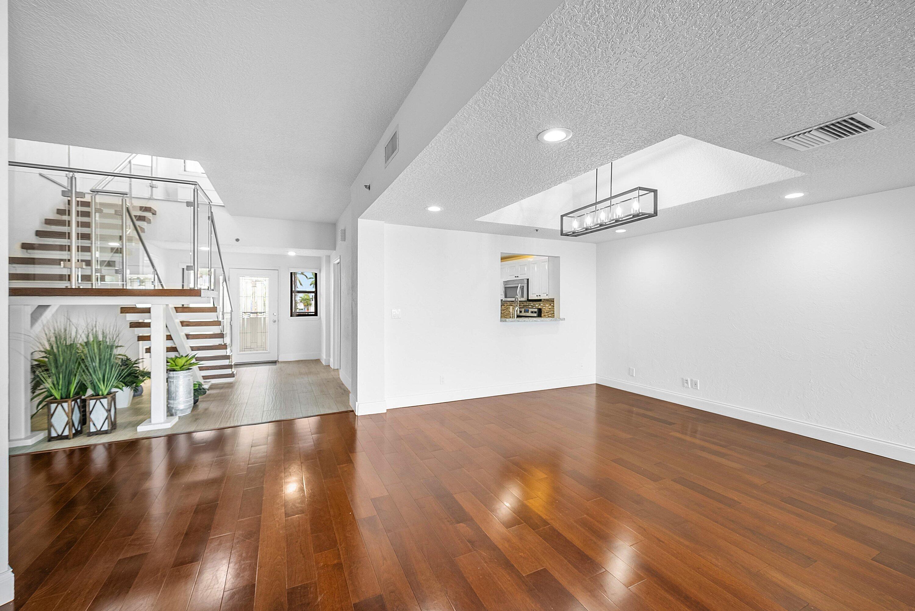 1035 S Federal #213, Delray Beach FL 33483