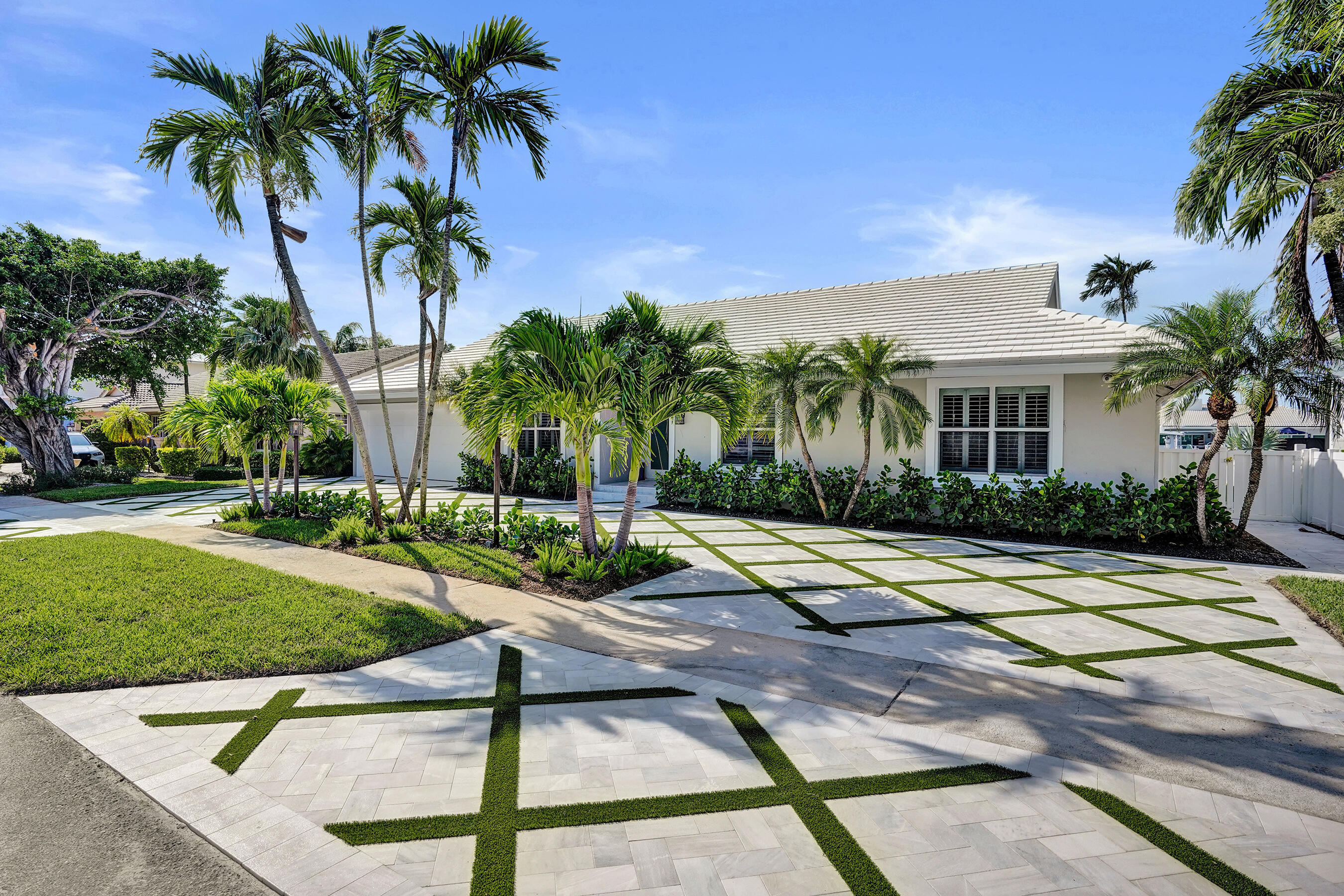 885 Nafa, Boca Raton FL 33487