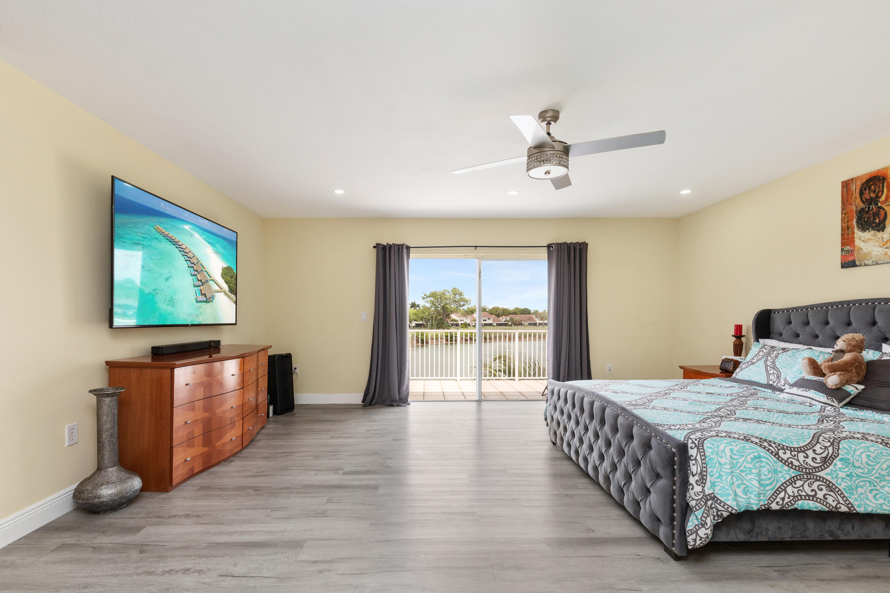 7597 NW 25th, Margate FL 33063