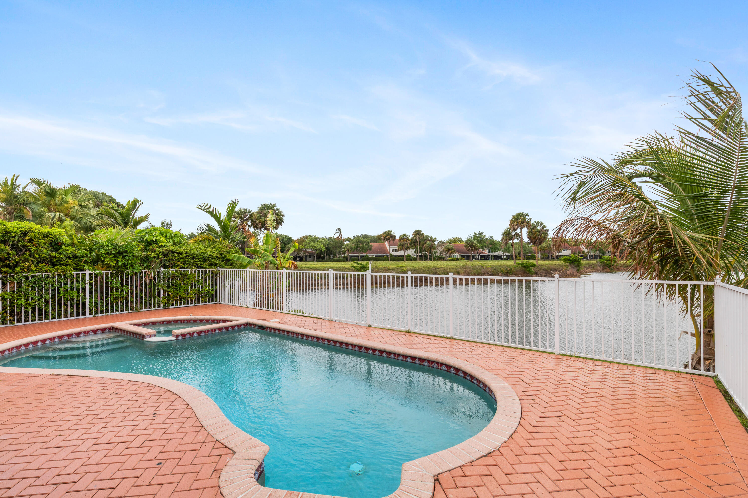 7597 NW 25th, Margate FL 33063