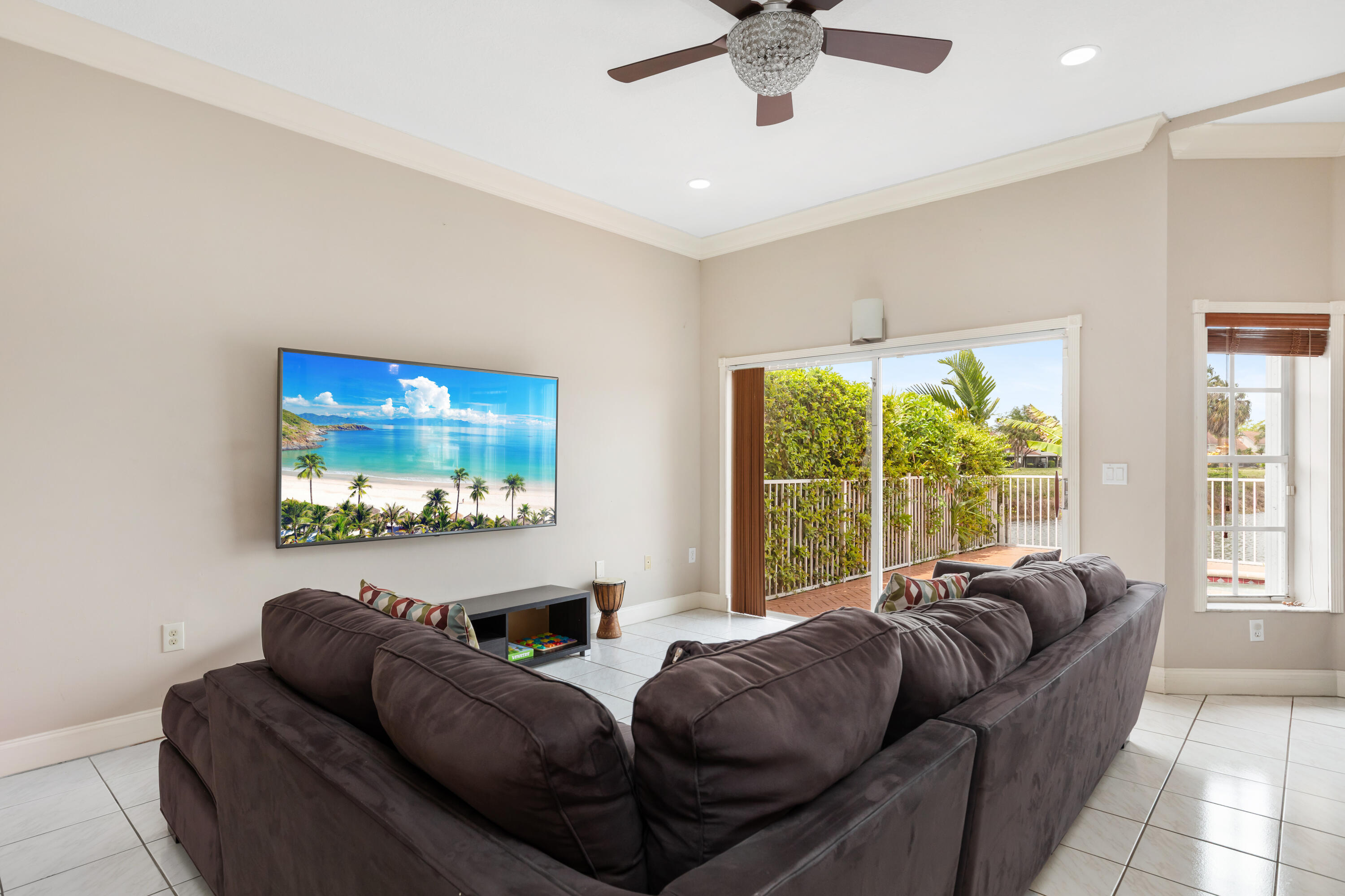 7597 NW 25th, Margate FL 33063