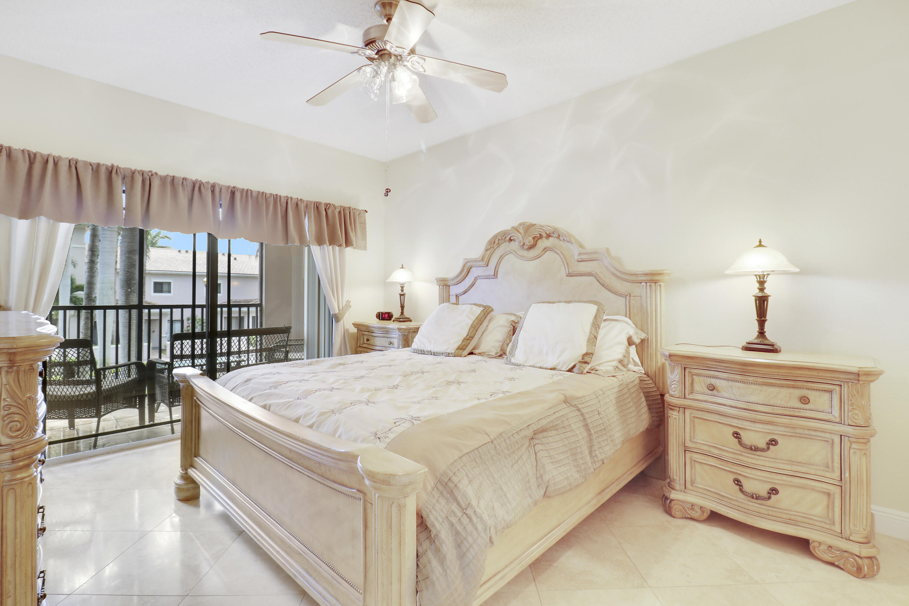 2802 Sarento #204, Palm Beach Gardens FL 33410